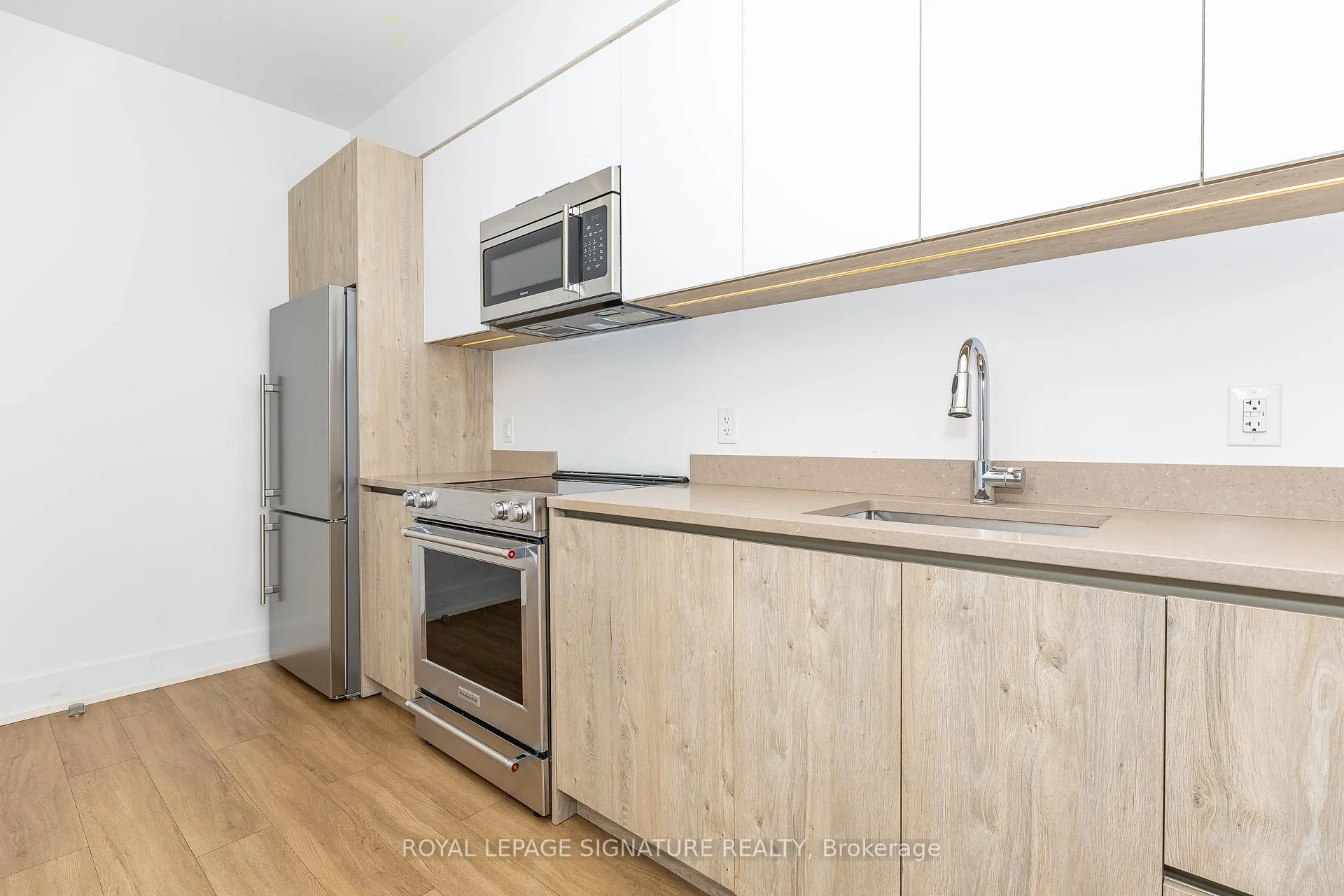 Photo 18 of Unit 704, 3100 Keele Street E, North York, Downsview-Roding-CFB — HOMEH