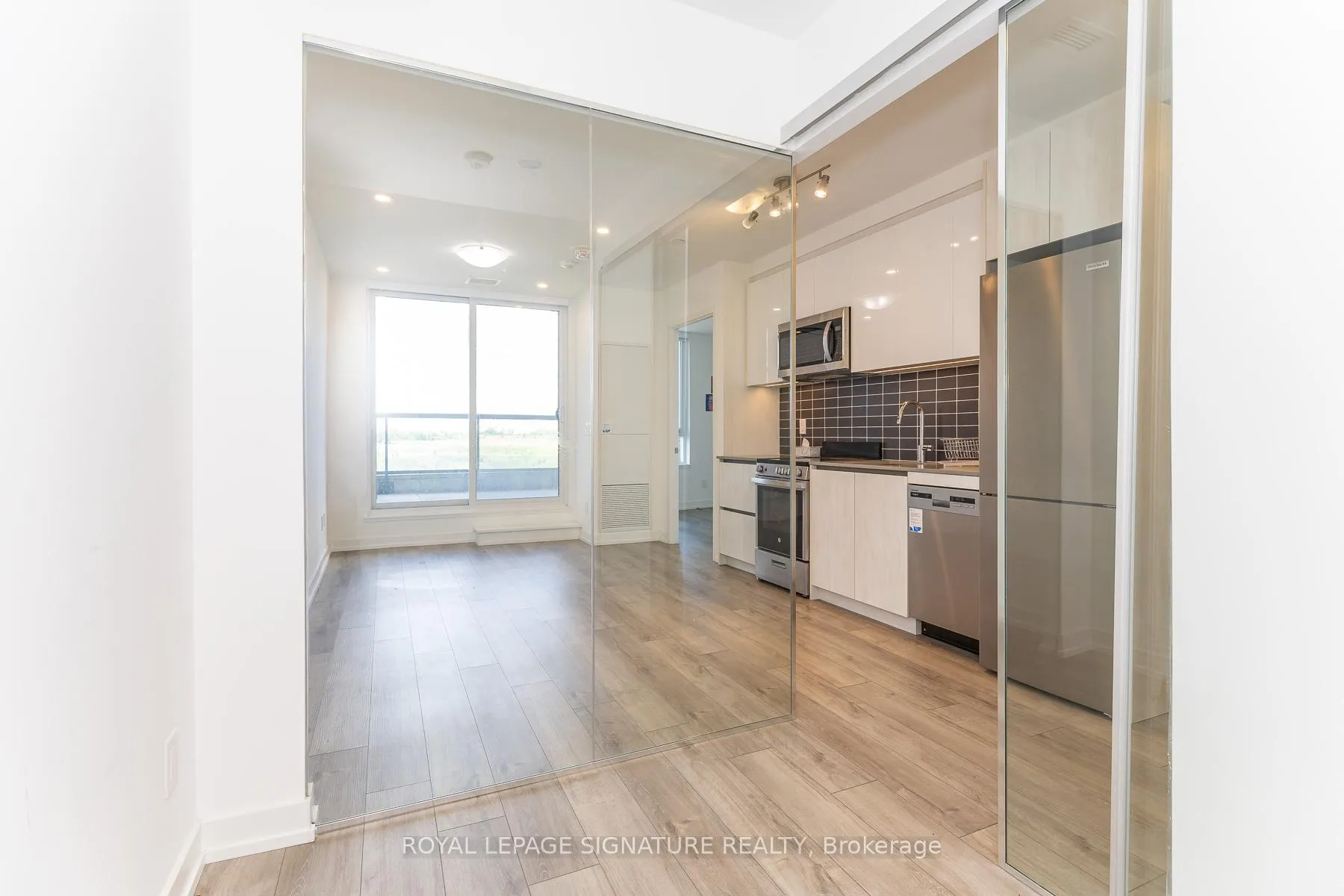 Photo 23 of Unit 704, 3100 Keele Street E, North York, Downsview-Roding-CFB — HOMEH