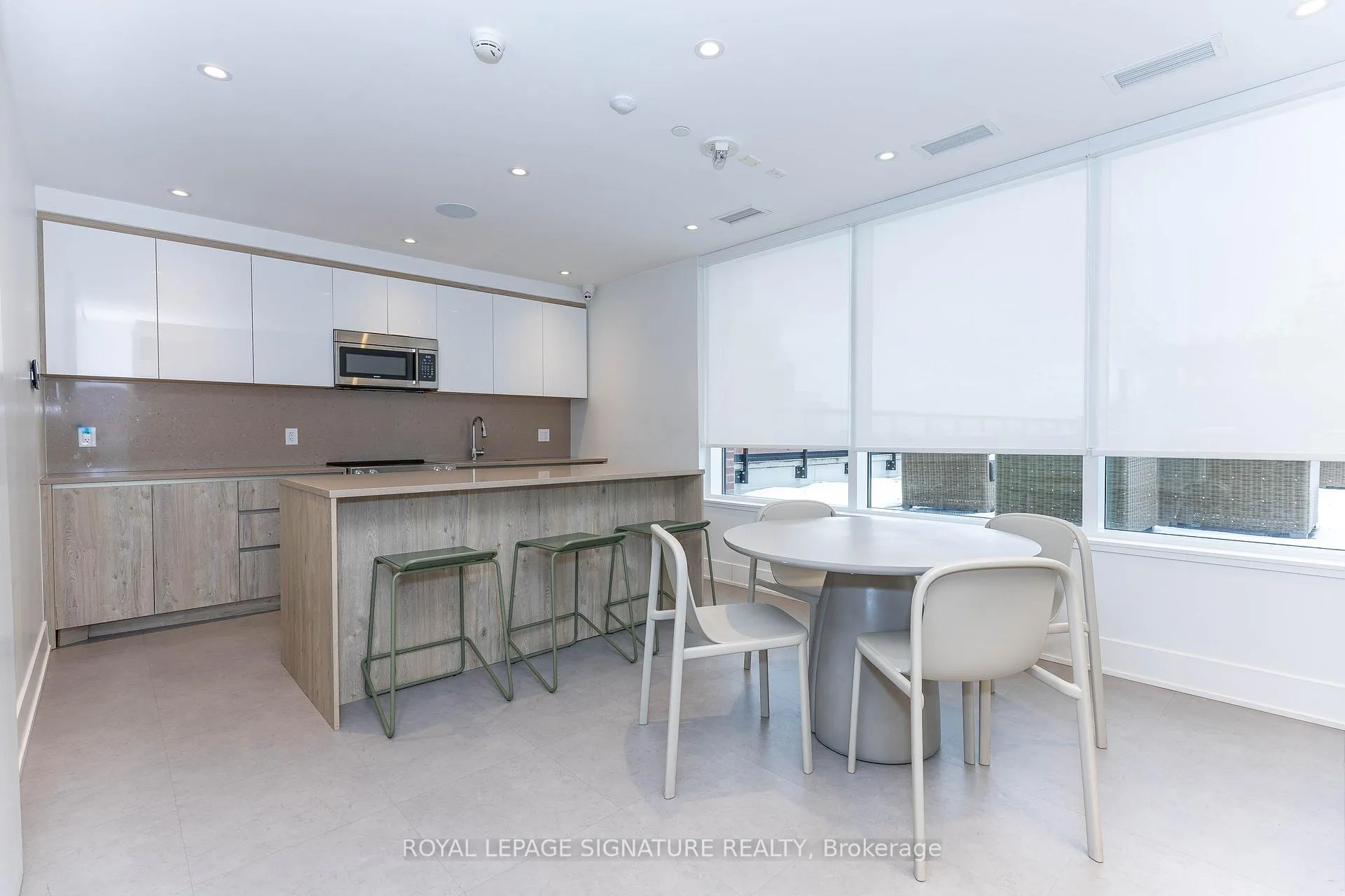 Photo 30 of Unit 704, 3100 Keele Street E, North York, Downsview-Roding-CFB — HOMEH