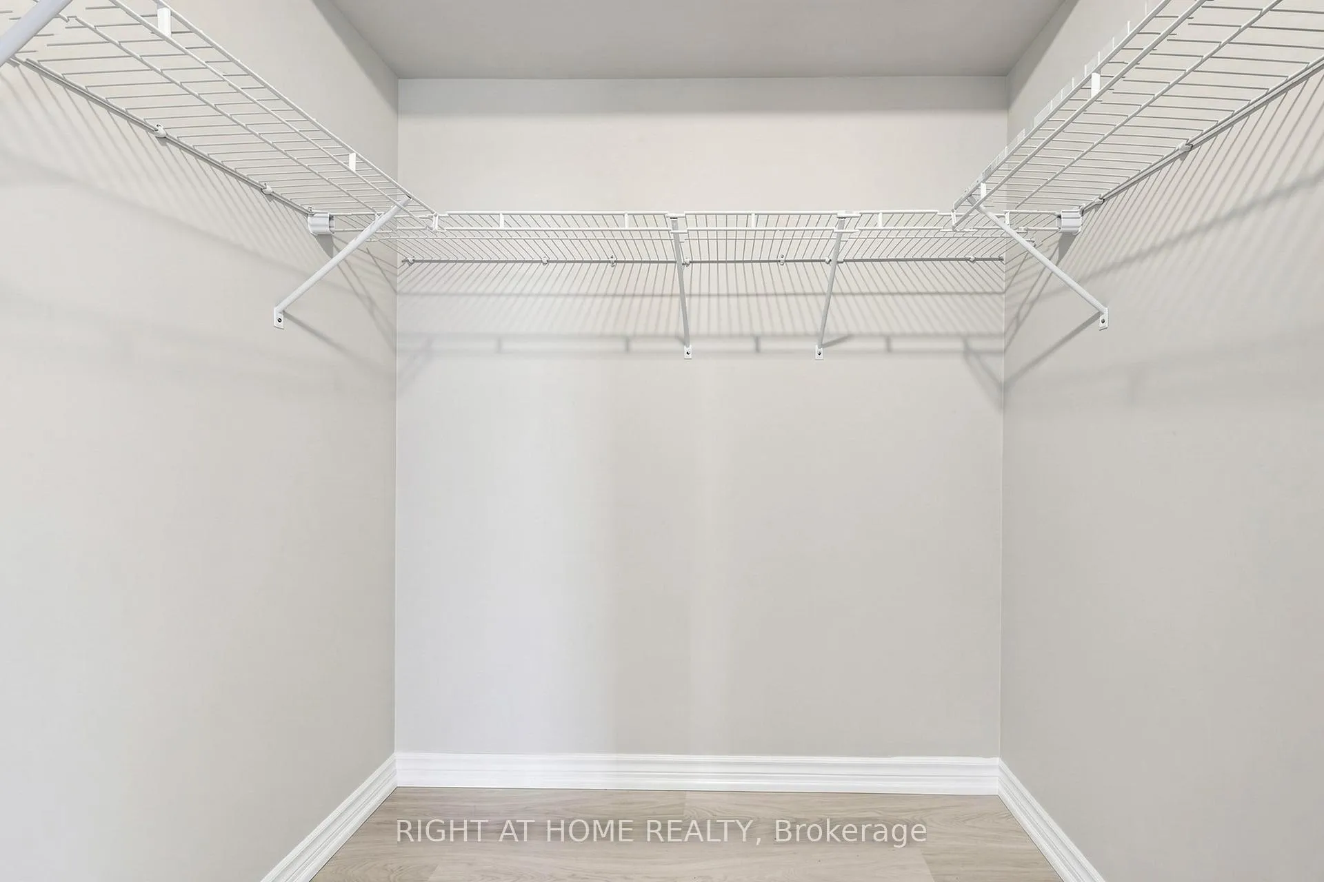 Photo 17 of Unit 1505, 88 Promenade Circle, Vaughan, Brownridge — HOMEH