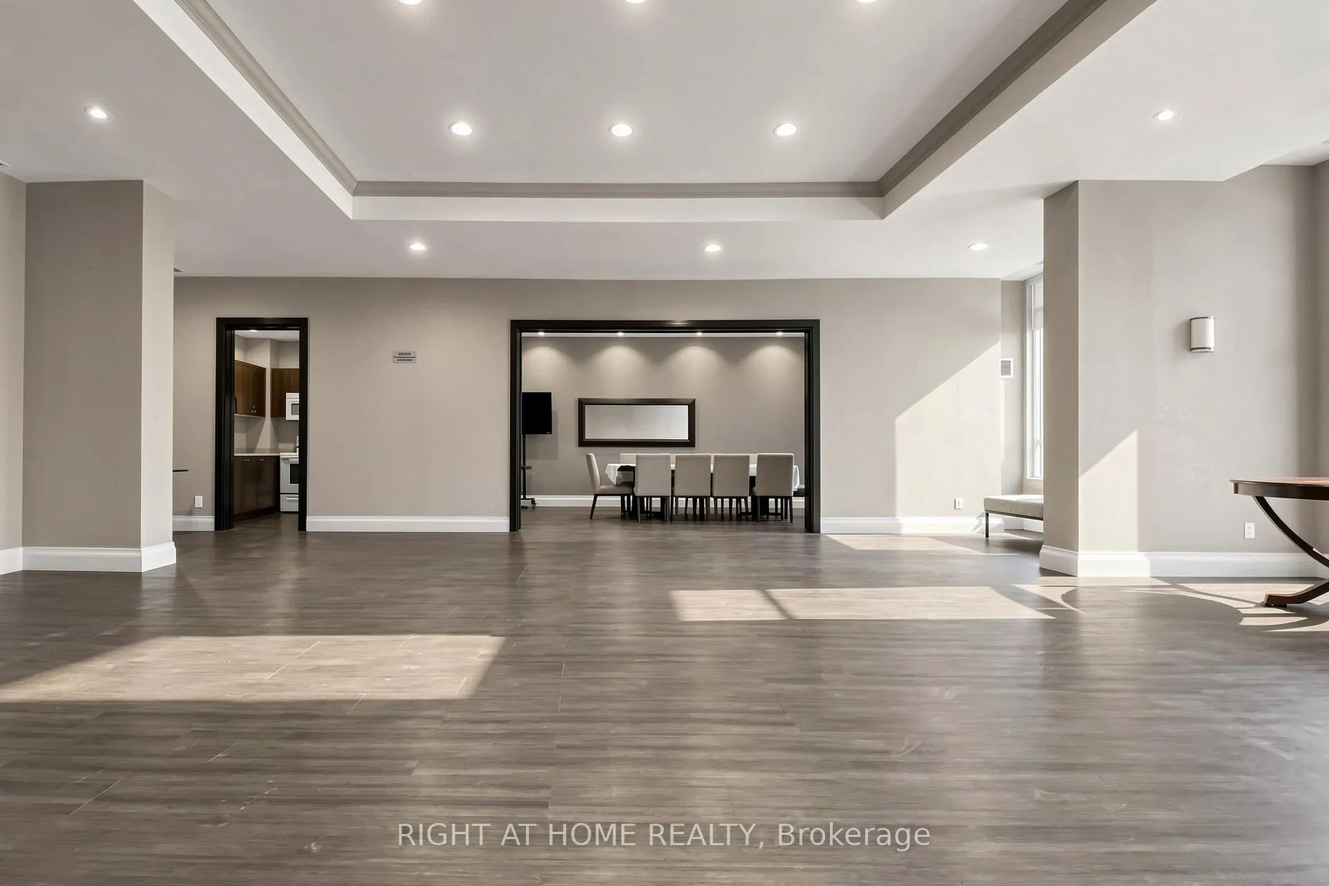 Photo 26 of Unit 1505, 88 Promenade Circle, Vaughan, Brownridge — HOMEH