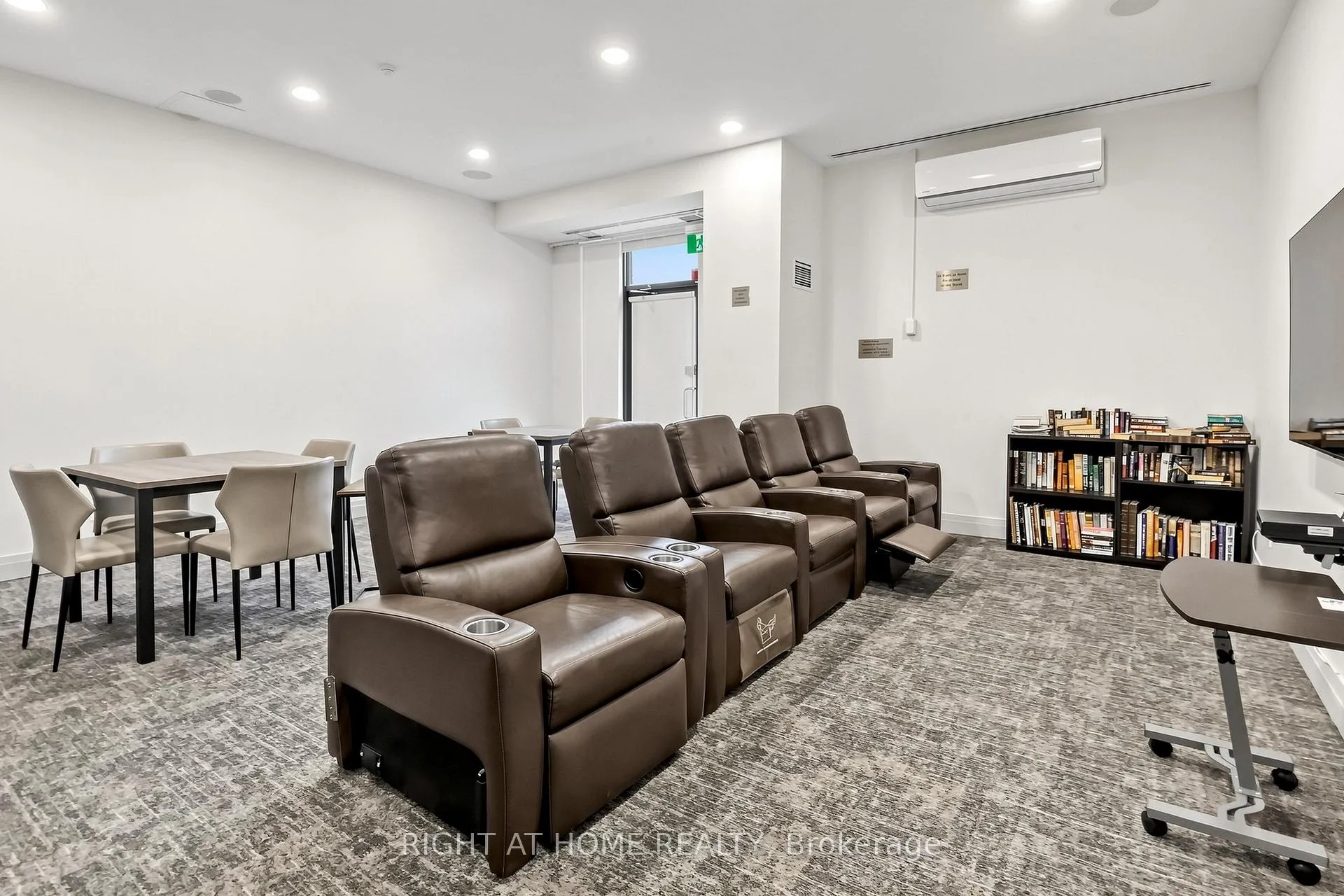Photo 28 of Unit 1505, 88 Promenade Circle, Vaughan, Brownridge — HOMEH