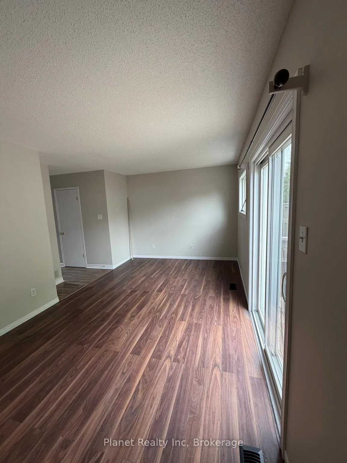 Photo 7 of Unit 101, 240 London Road W, Guelph, Downtown — HOMEH
