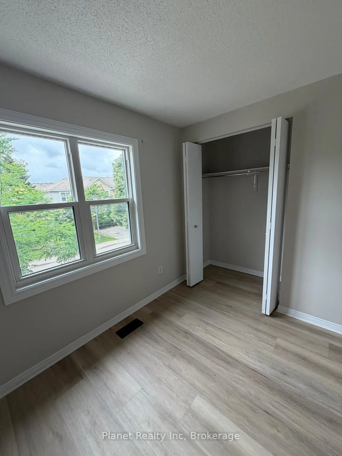Photo 9 of Unit 101, 240 London Road W, Guelph, Downtown — HOMEH
