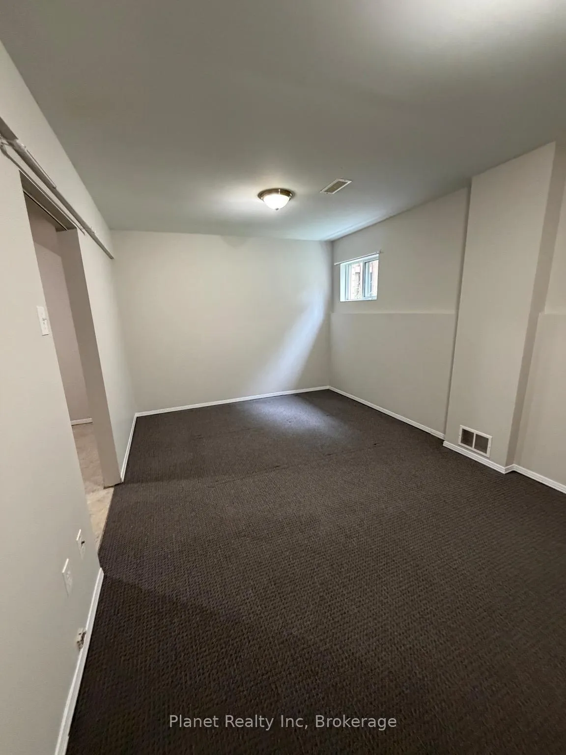 Photo 19 of Unit 101, 240 London Road W, Guelph, Downtown — HOMEH