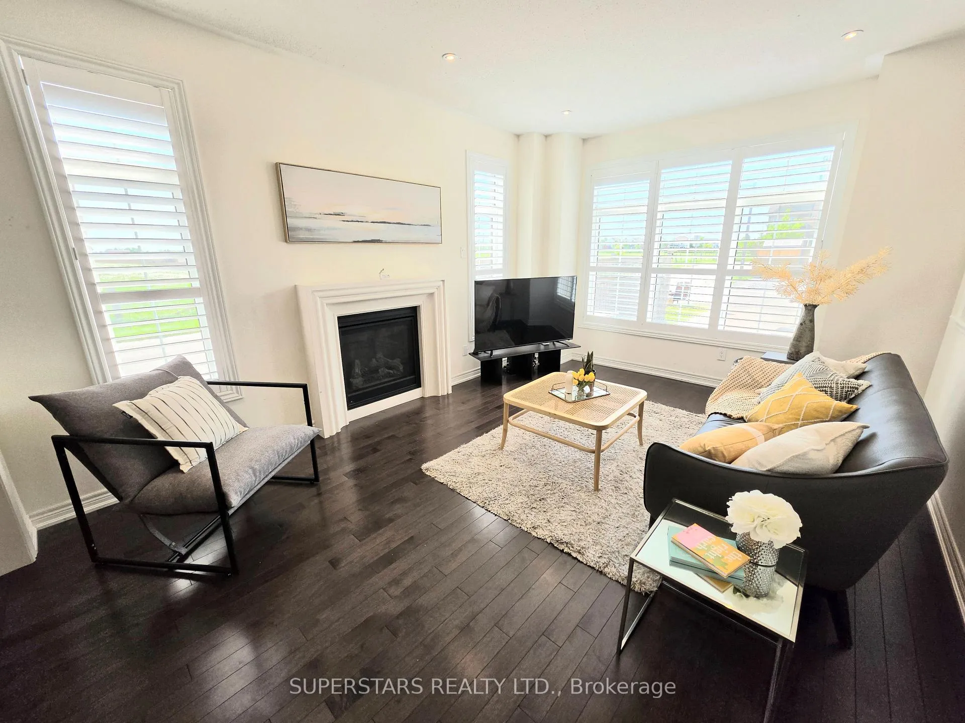 Photo 10 of 33 Tilbury Gate, Markham, Cornell — HOMEH