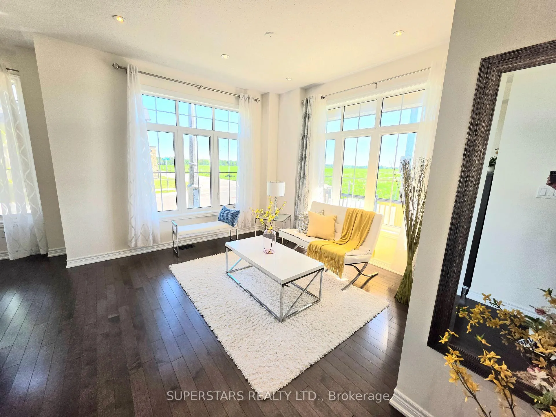 Photo 13 of 33 Tilbury Gate, Markham, Cornell — HOMEH