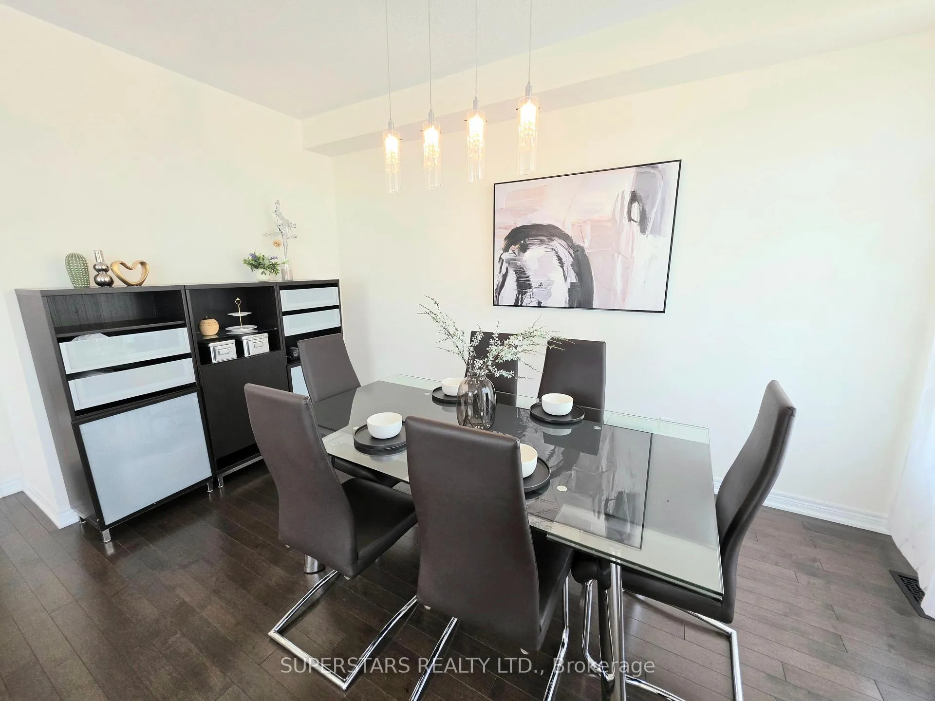 Photo 18 of 33 Tilbury Gate, Markham, Cornell — HOMEH