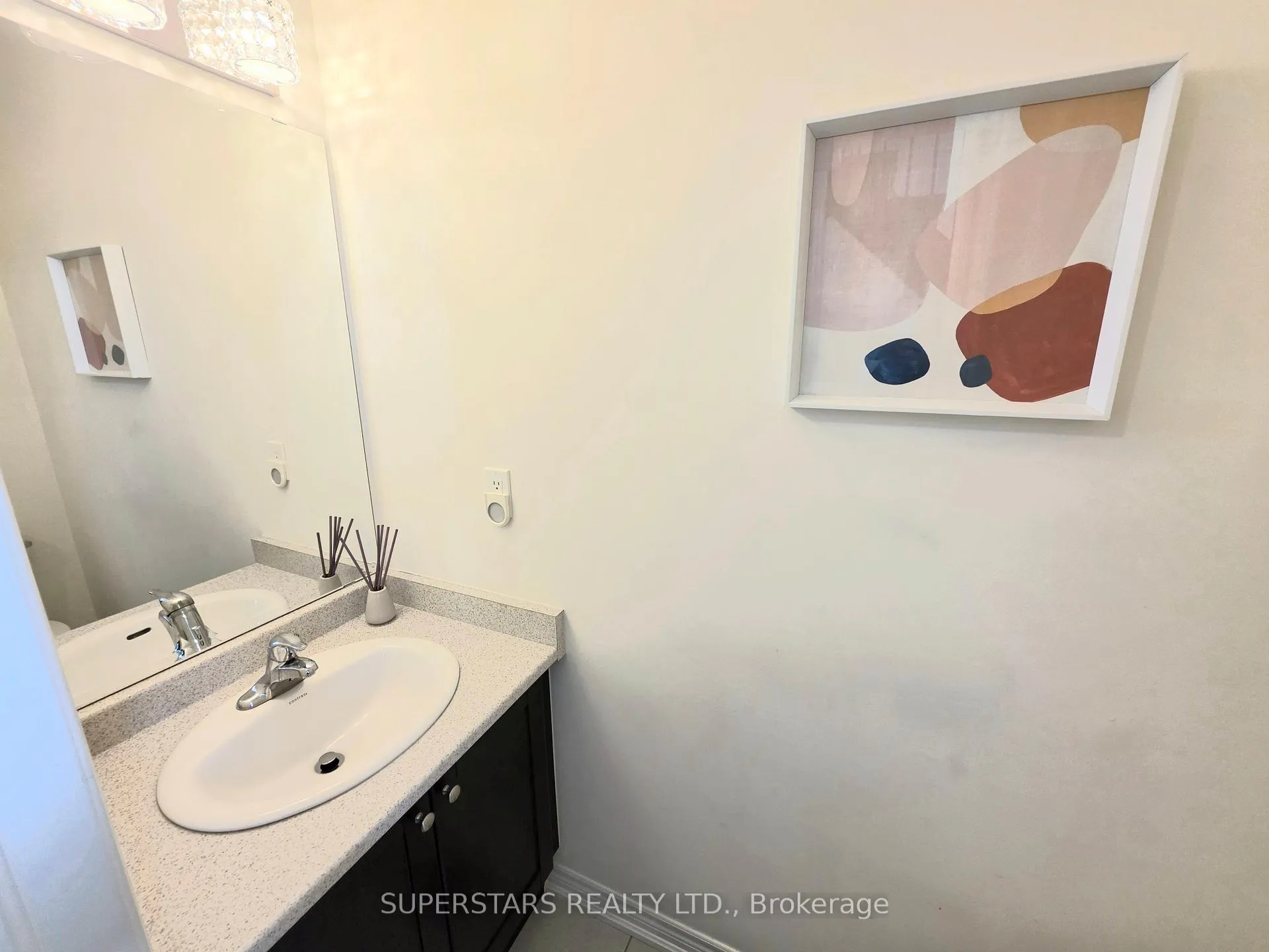 Photo 19 of 33 Tilbury Gate, Markham, Cornell — HOMEH