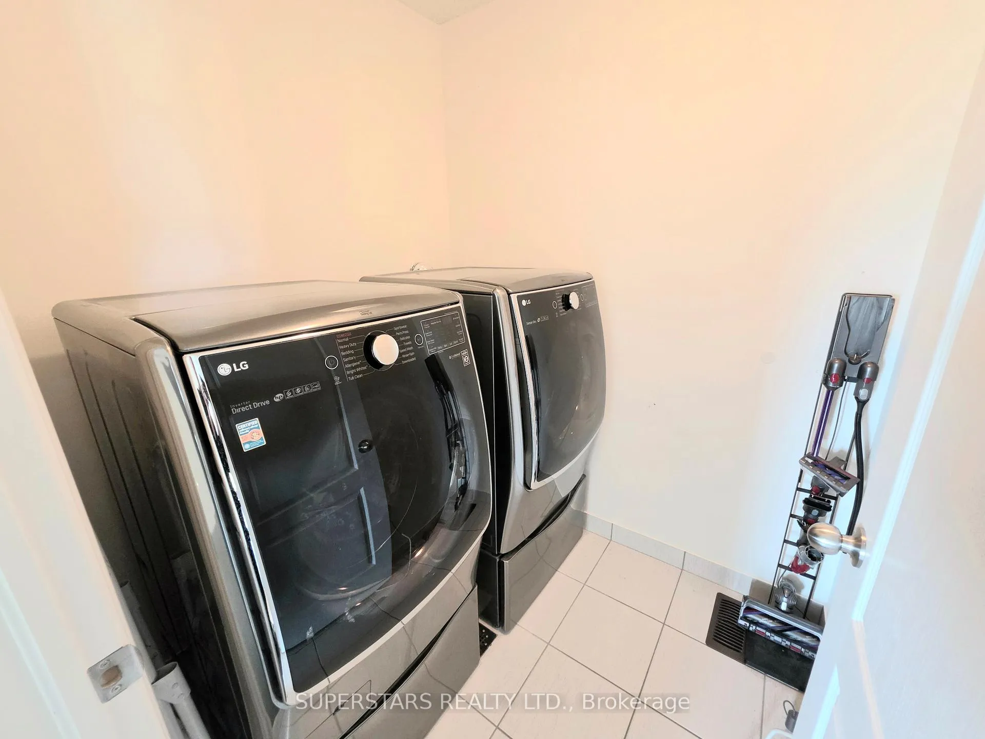 Photo 34 of 33 Tilbury Gate, Markham, Cornell — HOMEH