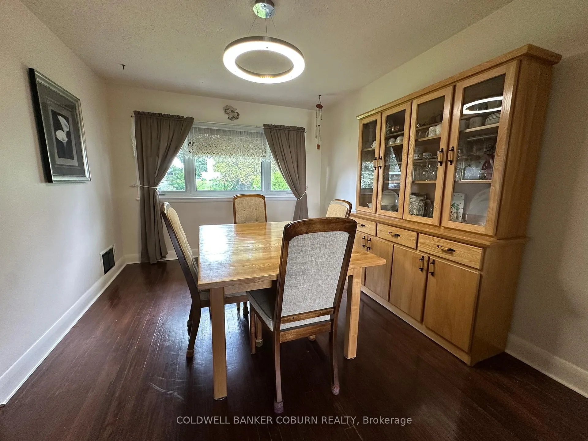 Photo 4 of 20 Elizabeth Drive, South Dundas, Iroquois — HOMEH
