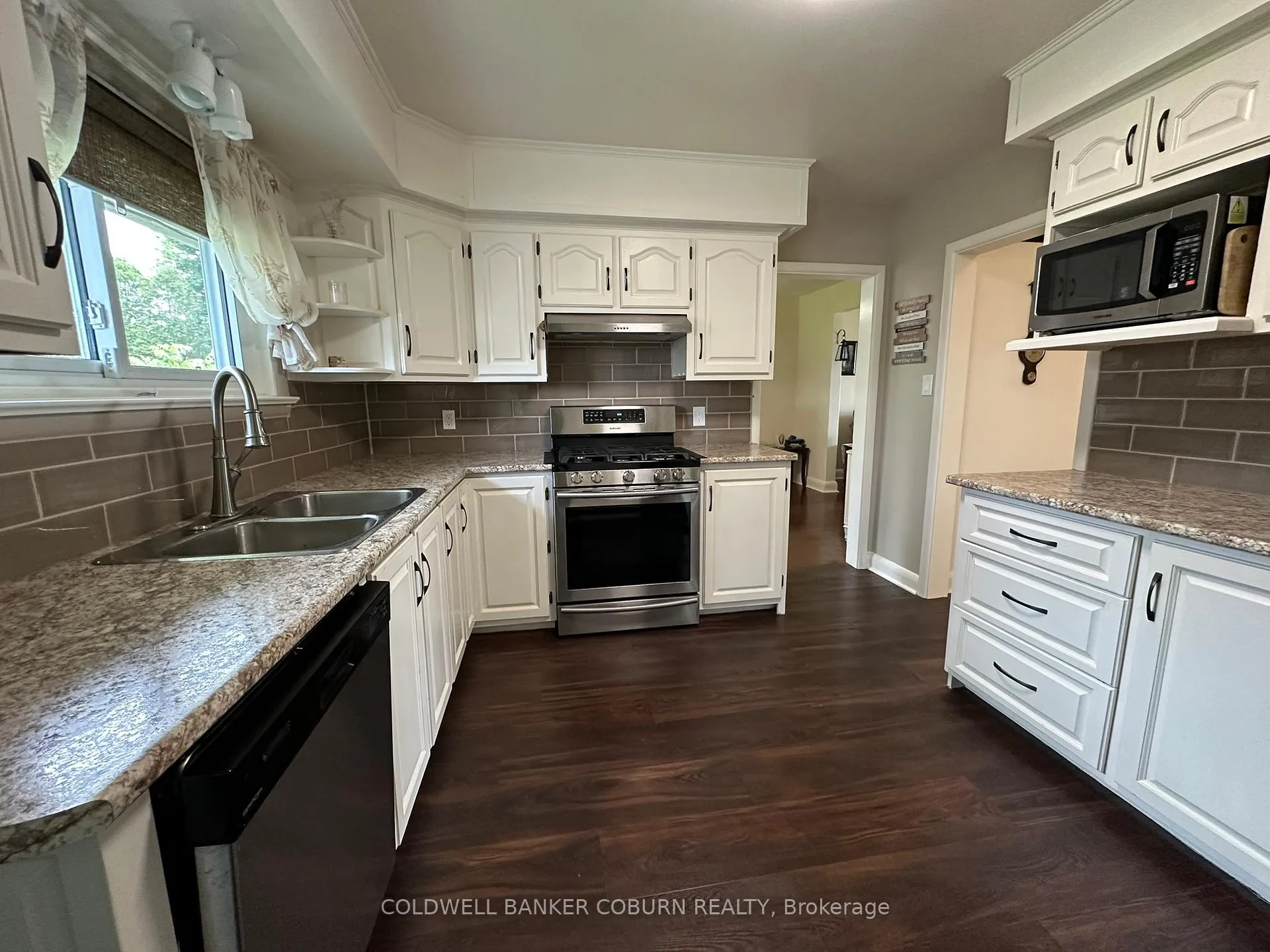 Photo 7 of 20 Elizabeth Drive, South Dundas, Iroquois — HOMEH