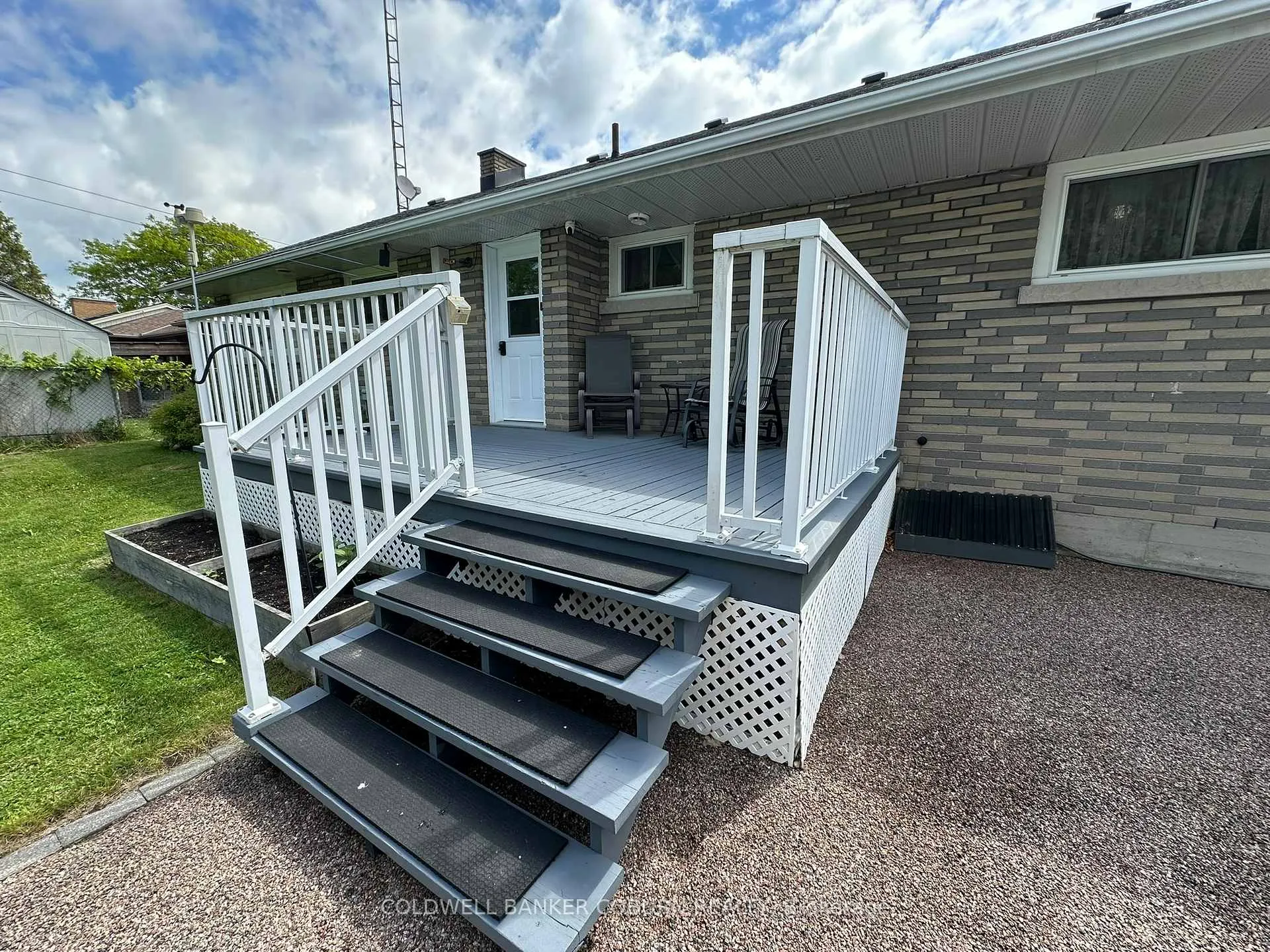 Photo 15 of 20 Elizabeth Drive, South Dundas, Iroquois — HOMEH