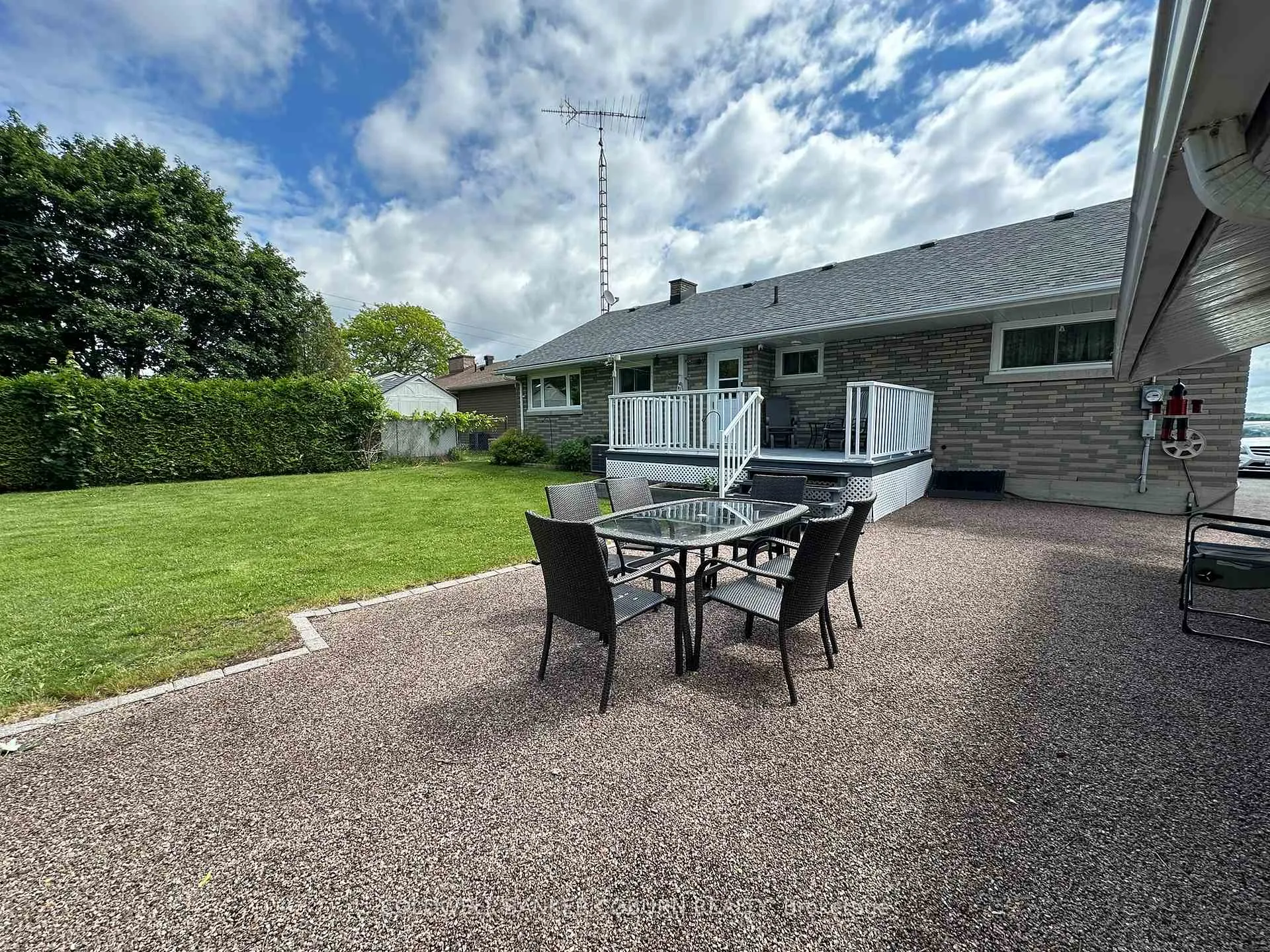 Photo 16 of 20 Elizabeth Drive, South Dundas, Iroquois — HOMEH