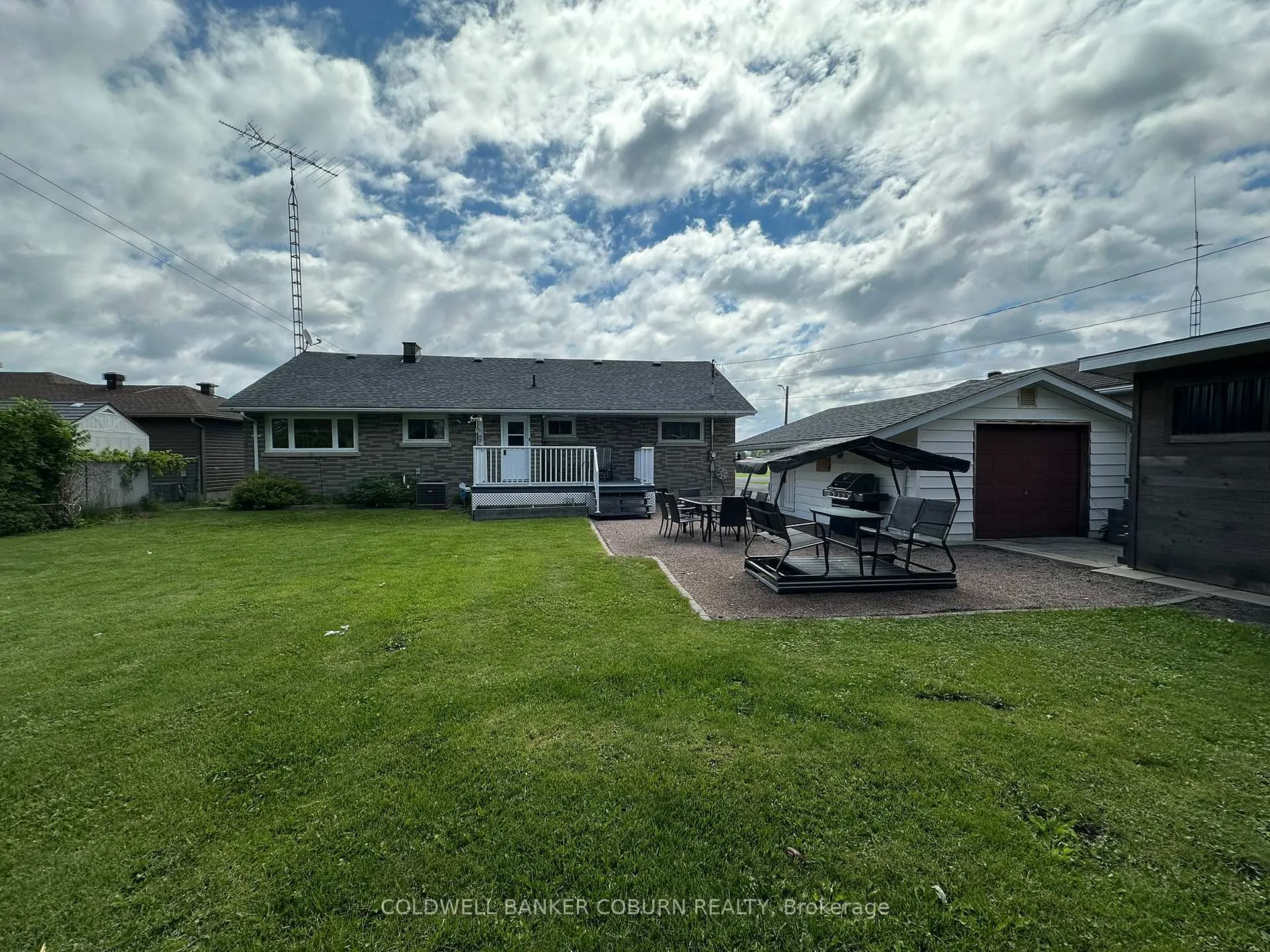 Photo 17 of 20 Elizabeth Drive, South Dundas, Iroquois — HOMEH