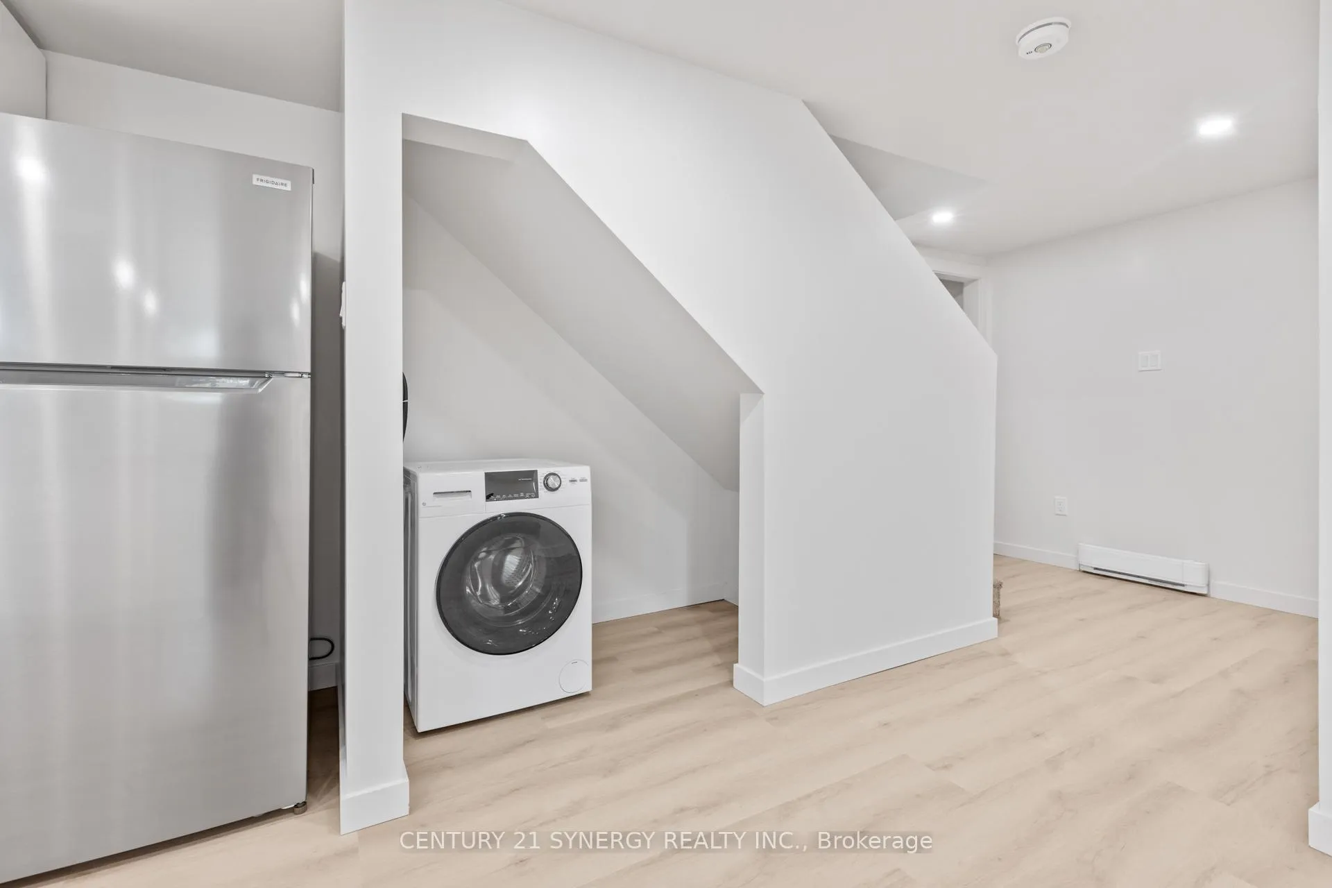 Photo 10 of Unit C, 93C Tarquin Crescent, Ottawa, Westcliffe Estates — HOMEH