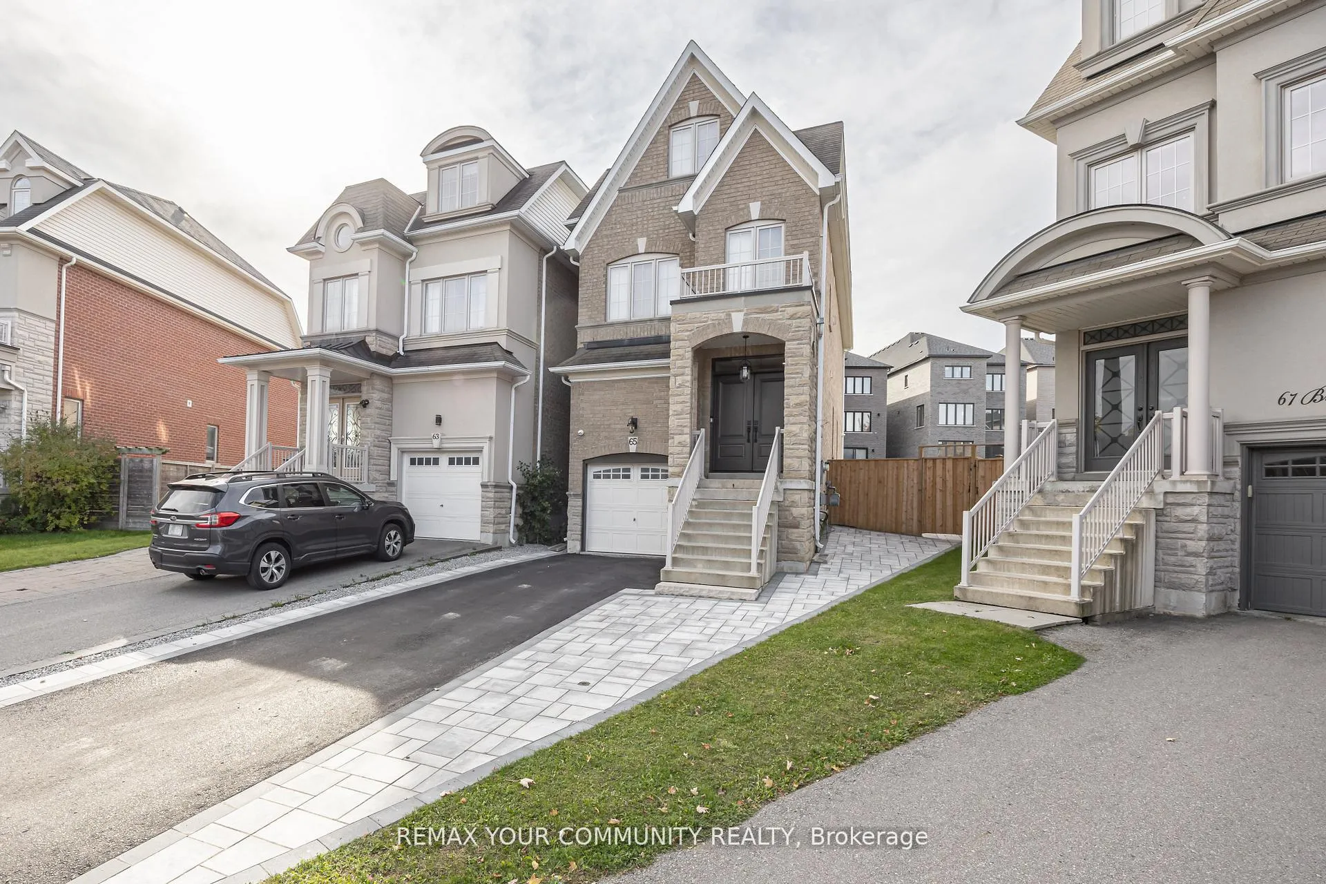 Photo 2 of 65 Bristlewood Crescent, Vaughan, Patterson — HOMEH