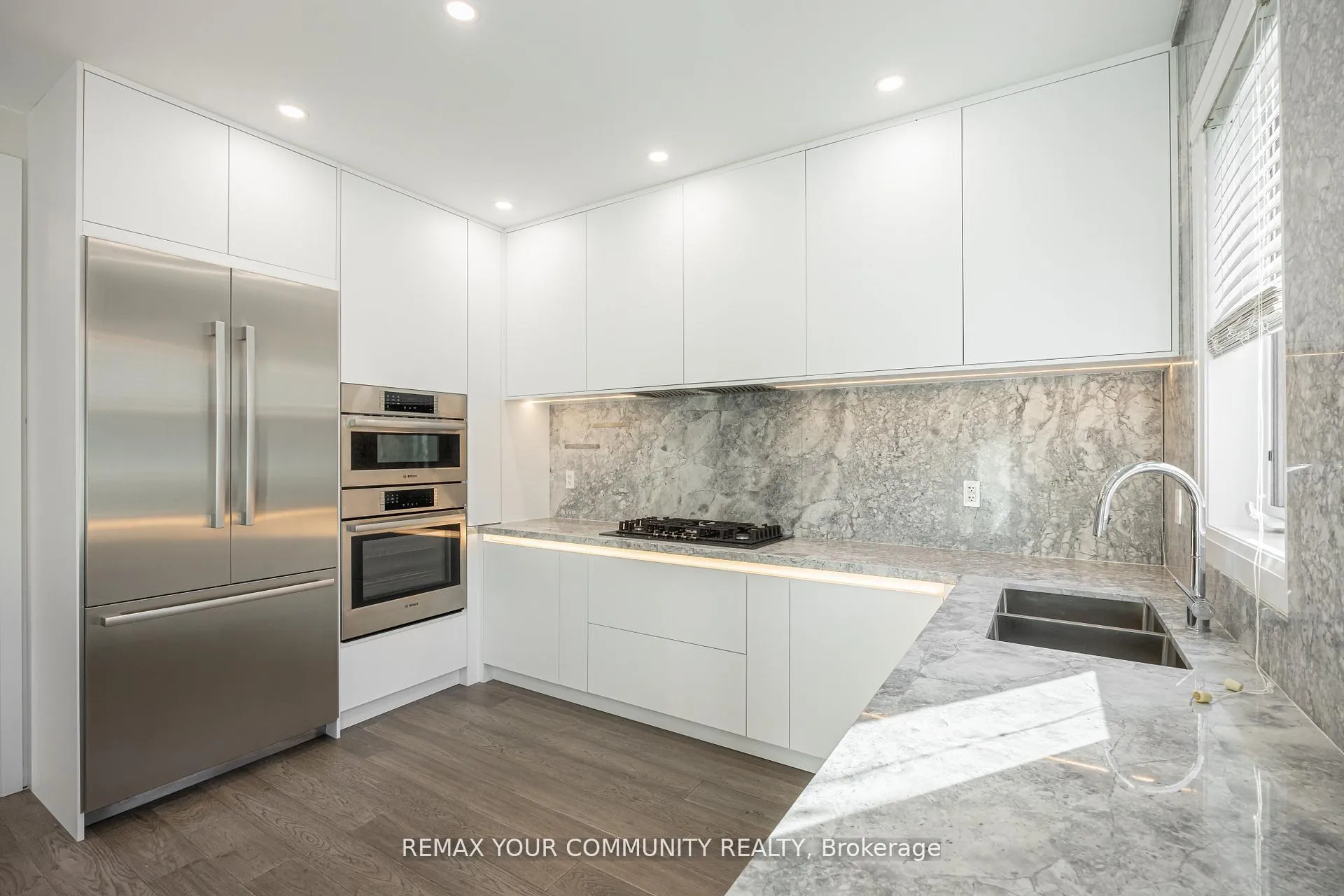 Photo 12 of 65 Bristlewood Crescent, Vaughan, Patterson — HOMEH
