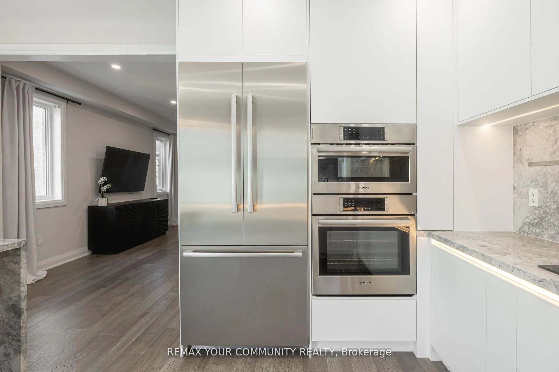 Photo 13 of 65 Bristlewood Crescent, Vaughan, Patterson — HOMEH