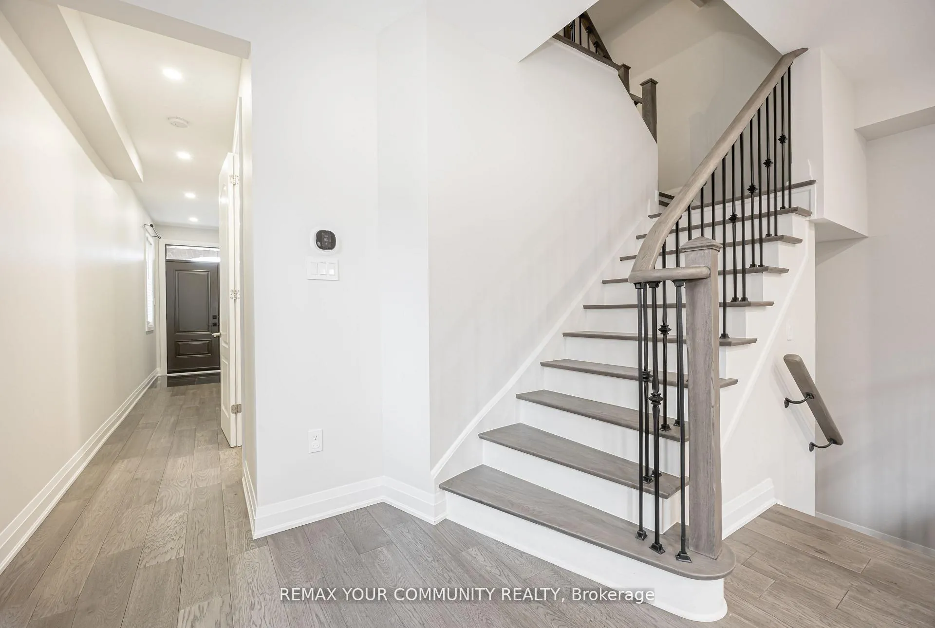 Photo 16 of 65 Bristlewood Crescent, Vaughan, Patterson — HOMEH
