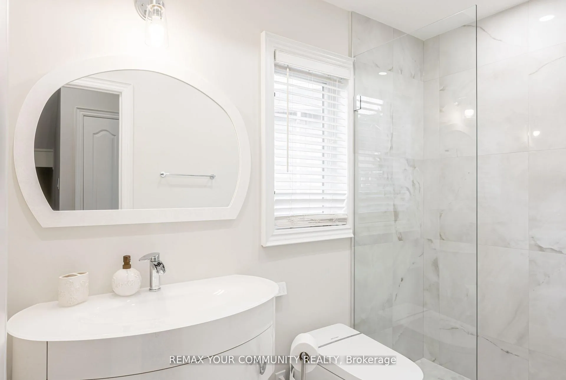 Photo 21 of 65 Bristlewood Crescent, Vaughan, Patterson — HOMEH