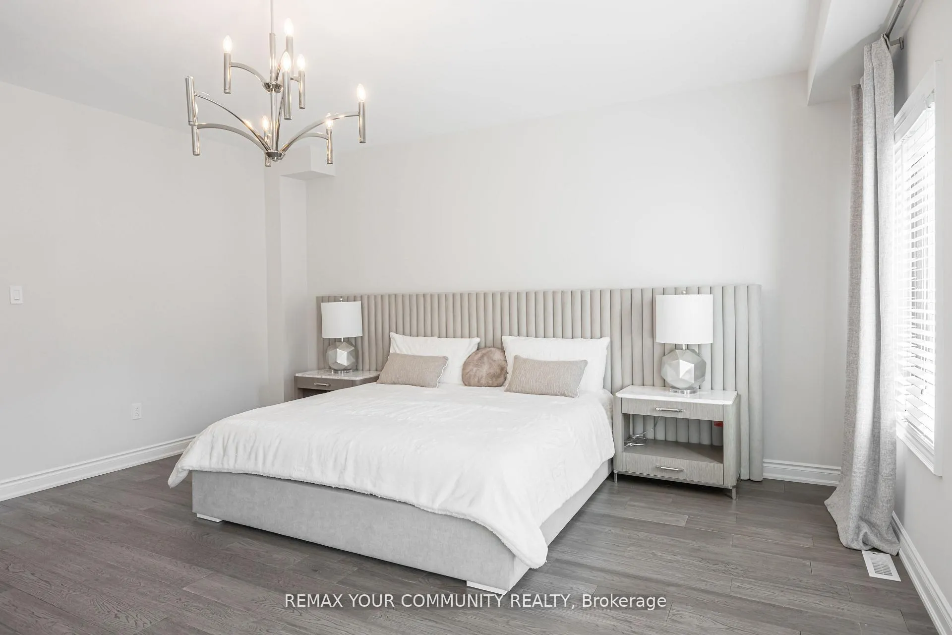 Photo 24 of 65 Bristlewood Crescent, Vaughan, Patterson — HOMEH