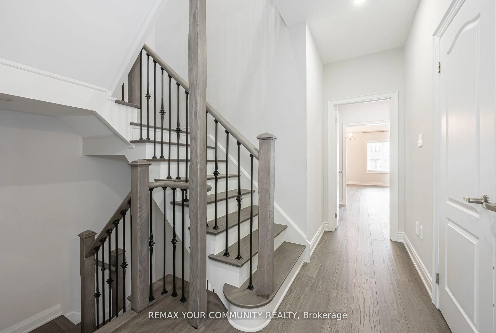 Photo 31 of 65 Bristlewood Crescent, Vaughan, Patterson — HOMEH