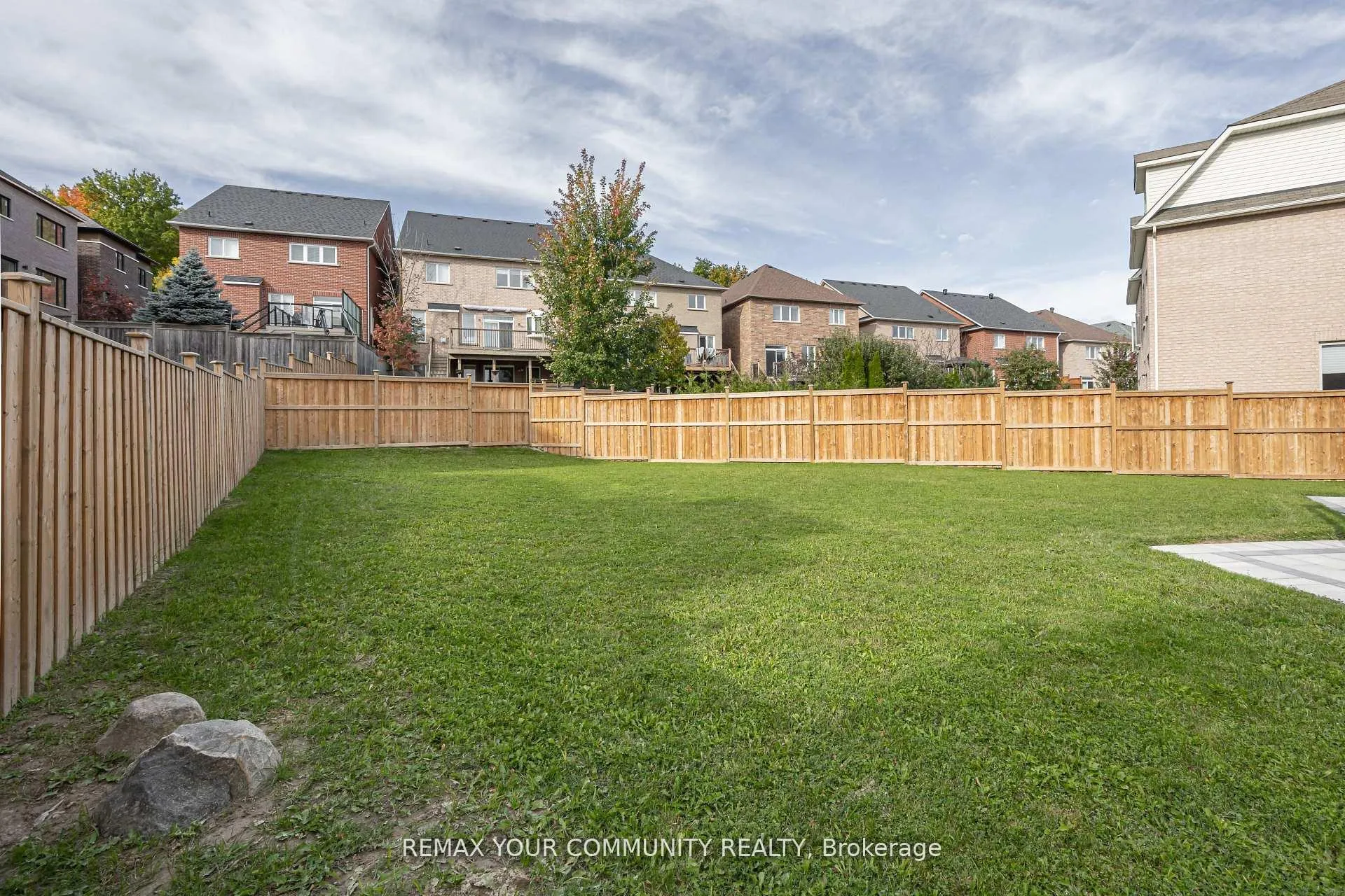 Photo 45 of 65 Bristlewood Crescent, Vaughan, Patterson — HOMEH