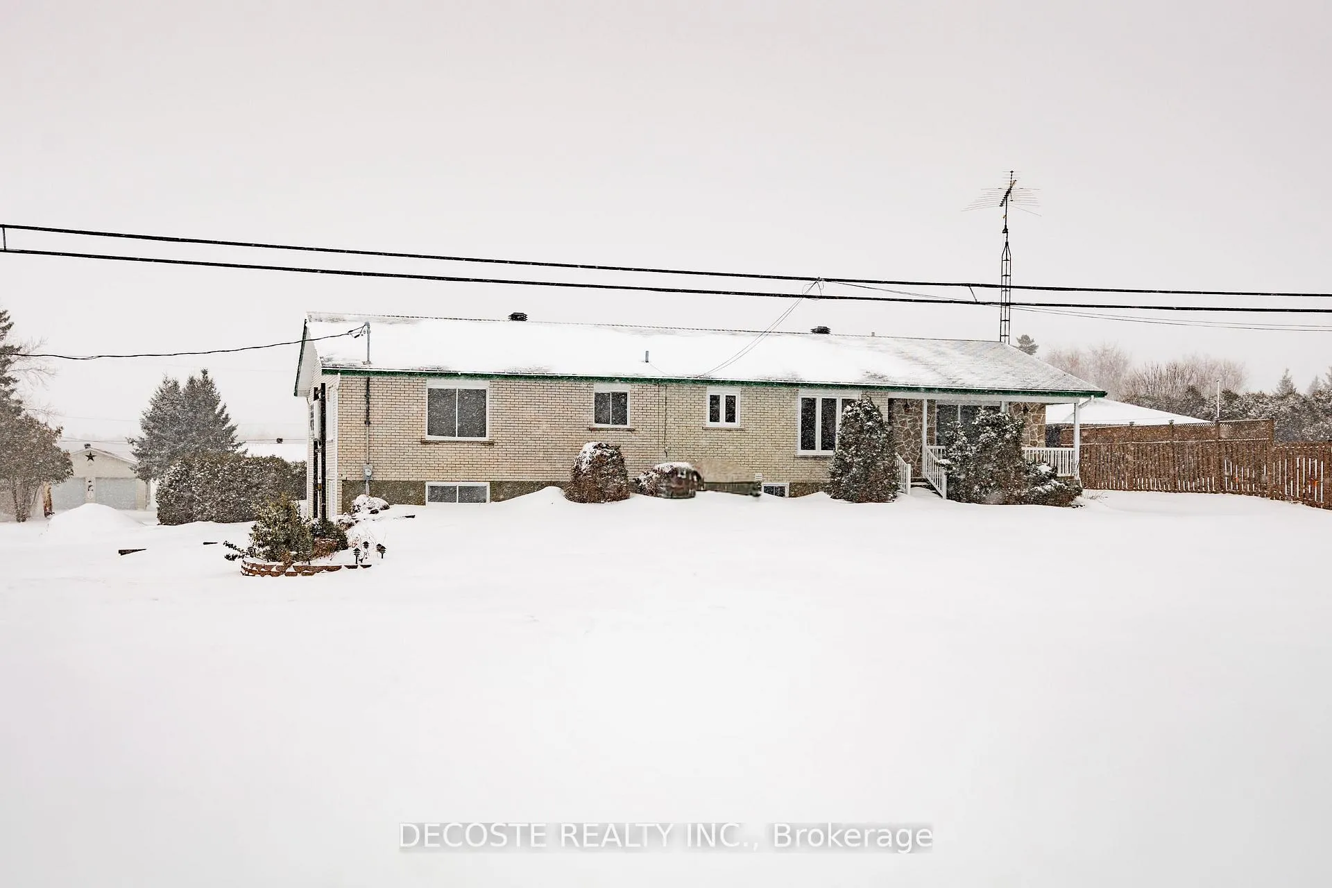 Photo 5 of 20397 Park Crescent, South Glengarry, South Glengarry (Charlottenburgh) Twp — HOMEH