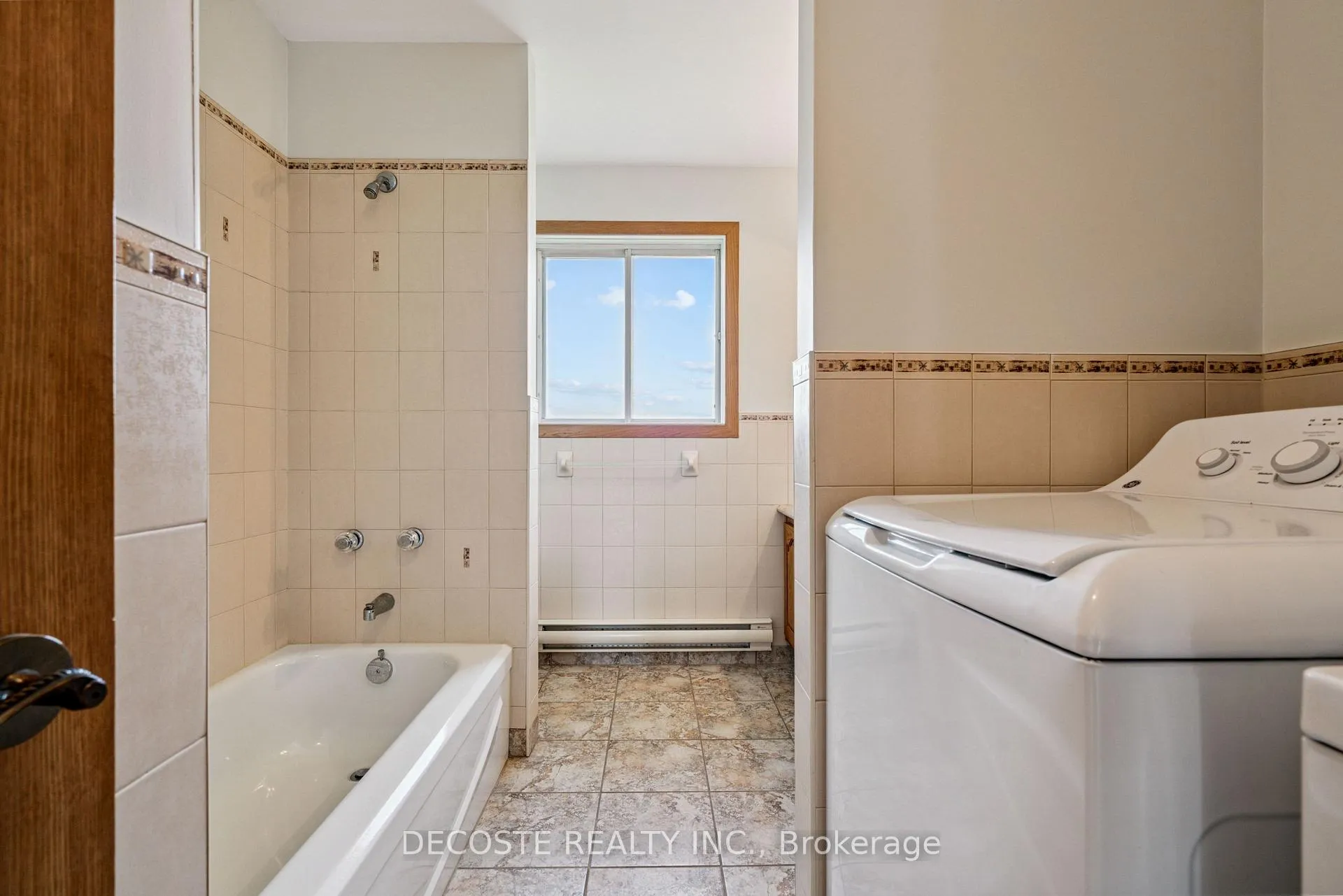 Photo 14 of 20397 Park Crescent, South Glengarry, South Glengarry (Charlottenburgh) Twp — HOMEH