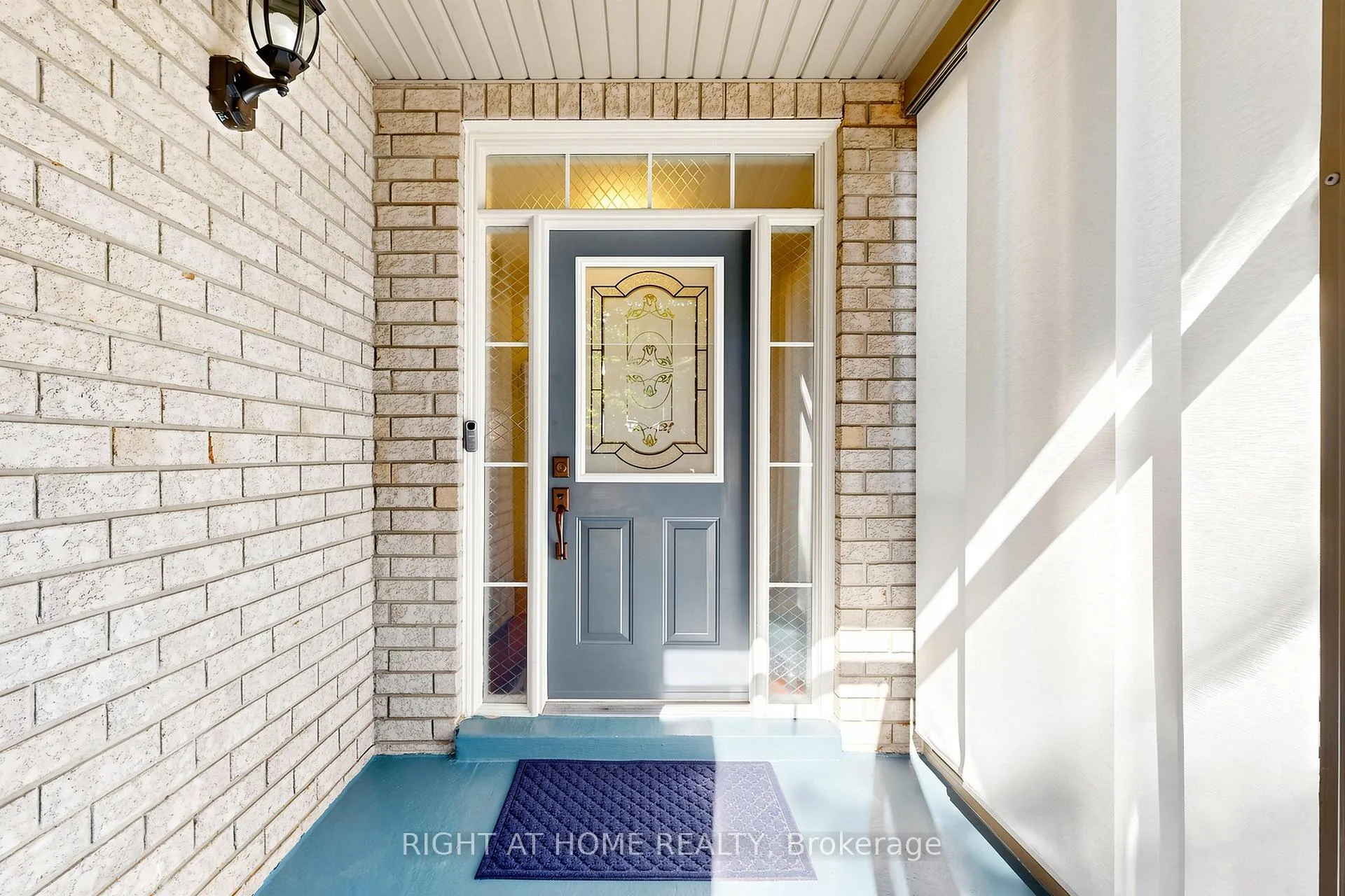 Photo 6 of 48 Harmony Road, Vaughan, Patterson — HOMEH
