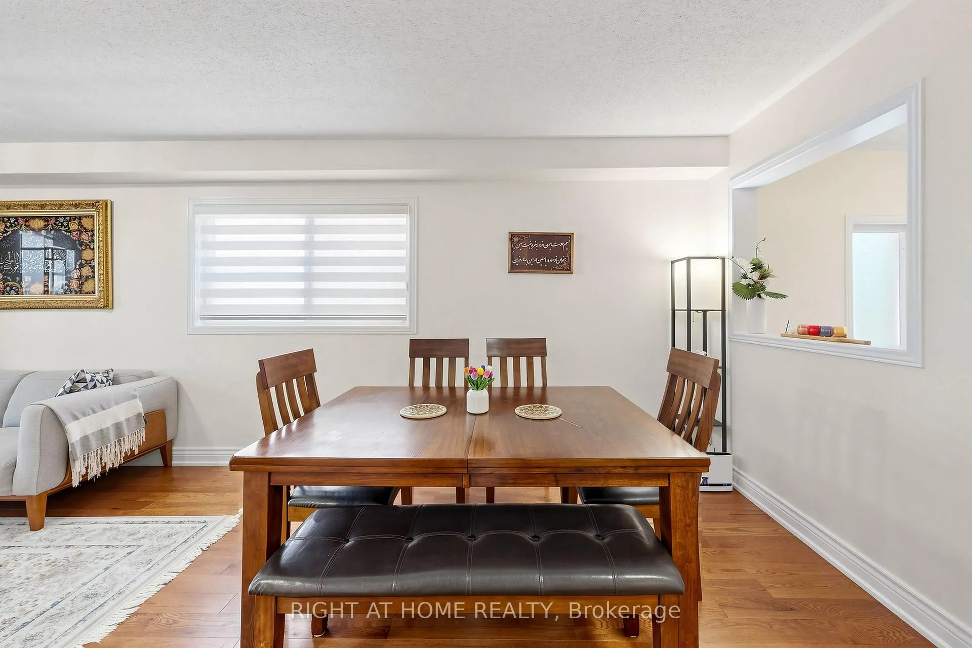 Photo 14 of 48 Harmony Road, Vaughan, Patterson — HOMEH