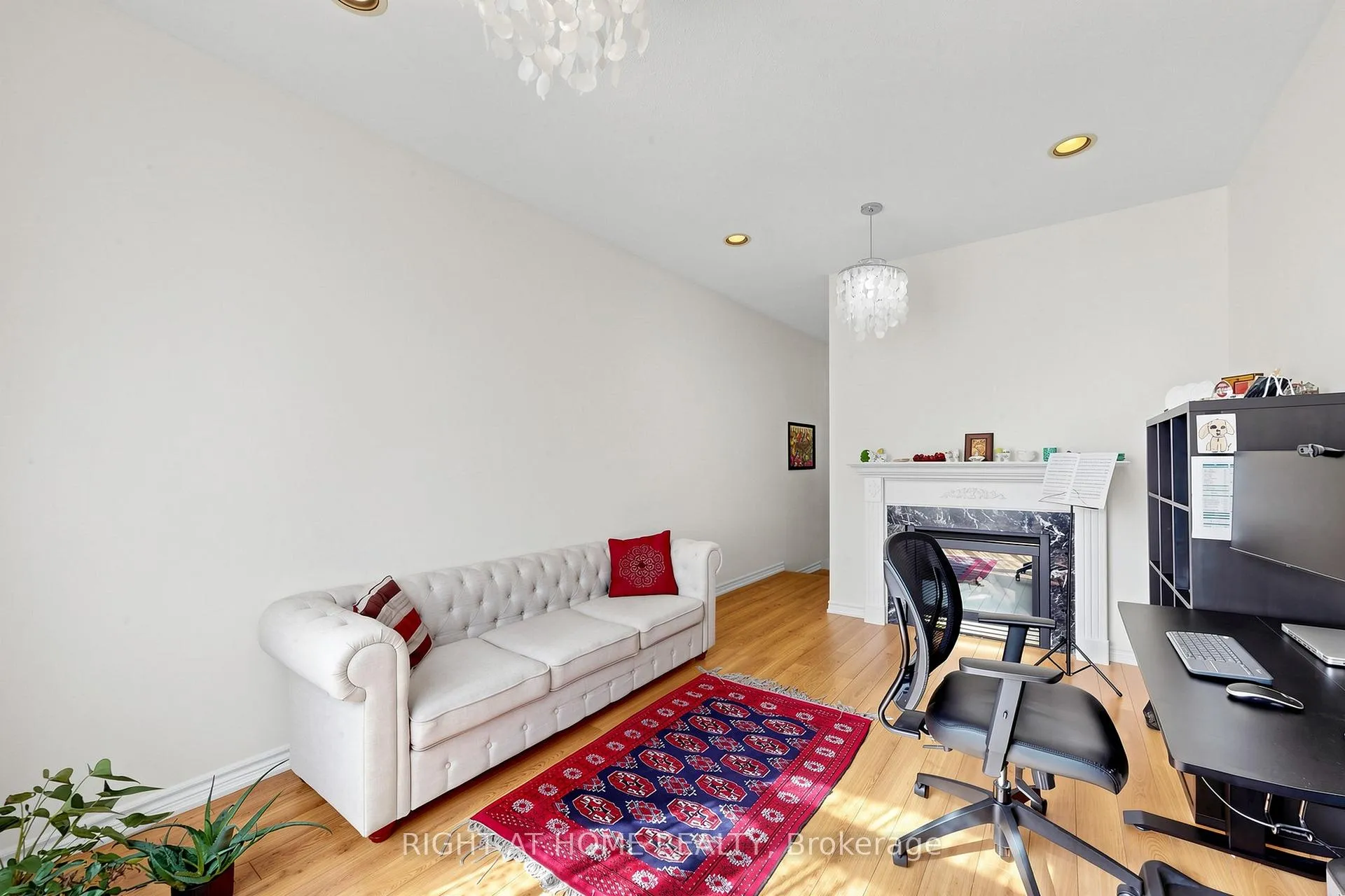 Photo 29 of 48 Harmony Road, Vaughan, Patterson — HOMEH