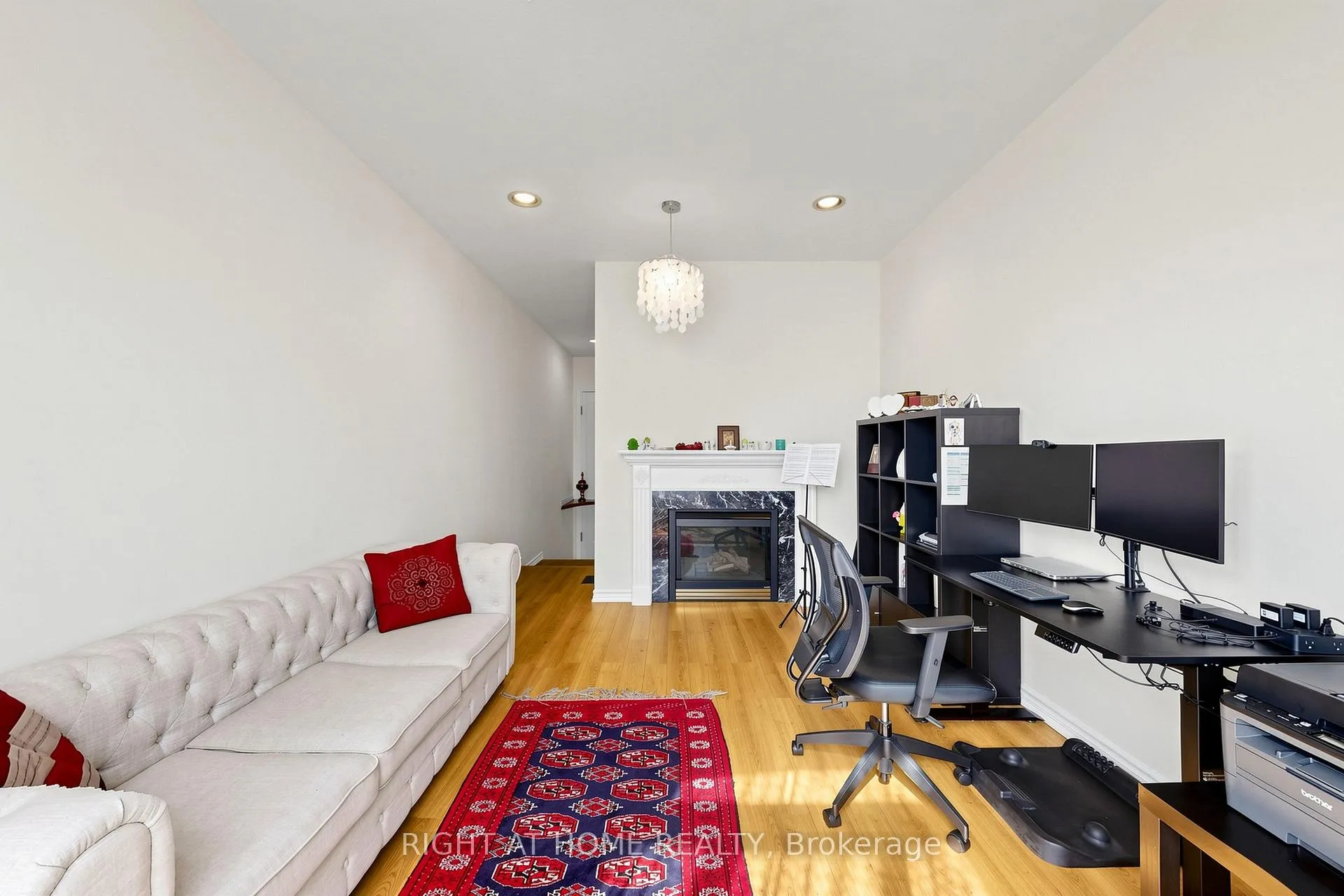 Photo 30 of 48 Harmony Road, Vaughan, Patterson — HOMEH