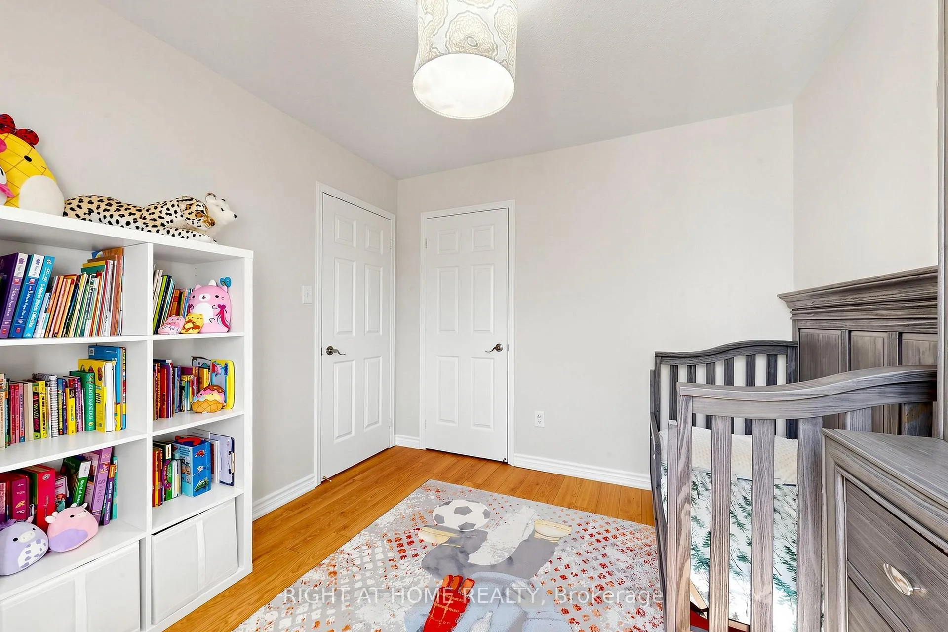 Photo 40 of 48 Harmony Road, Vaughan, Patterson — HOMEH