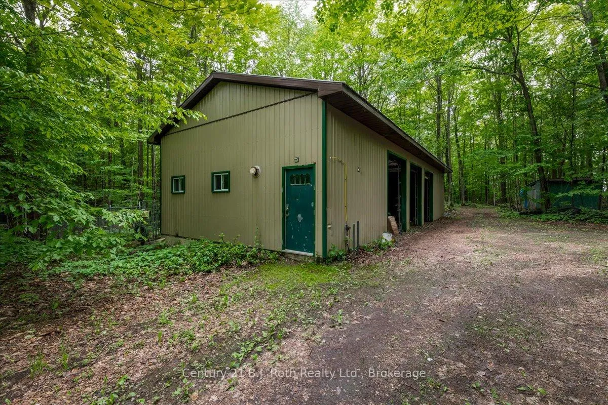 Photo 28 of 650 Concession 3 Road W, Tiny, Rural Tiny — HOMEH