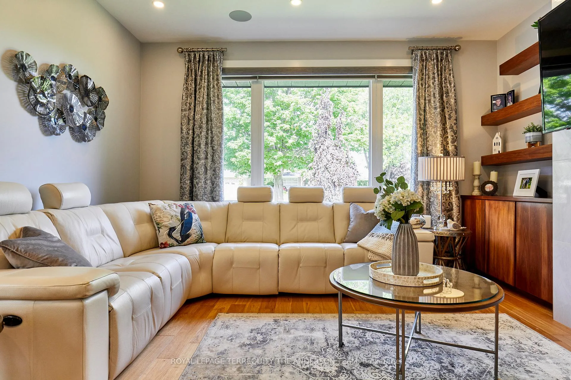 Photo 15 of 727 Barbados Street, Oshawa, Northglen — HOMEH