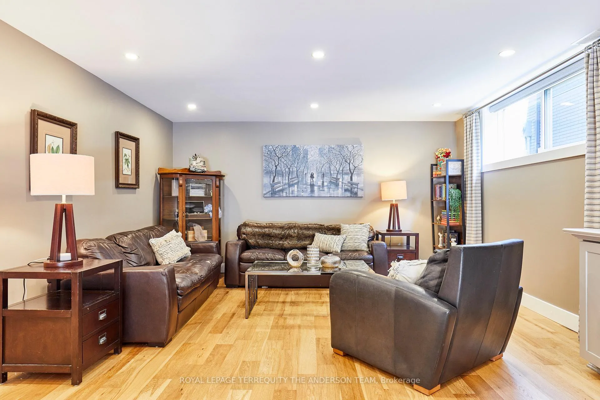 Photo 43 of 727 Barbados Street, Oshawa, Northglen — HOMEH