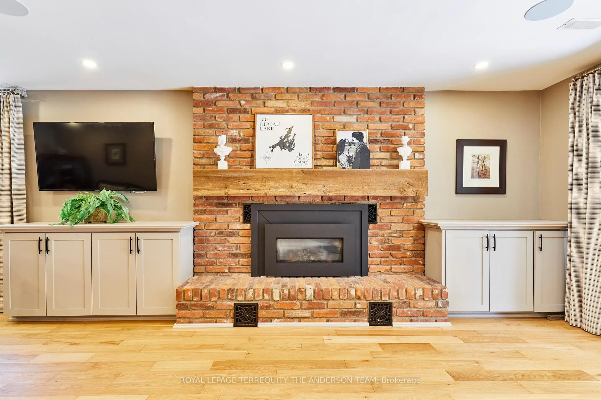 Photo 45 of 727 Barbados Street, Oshawa, Northglen — HOMEH