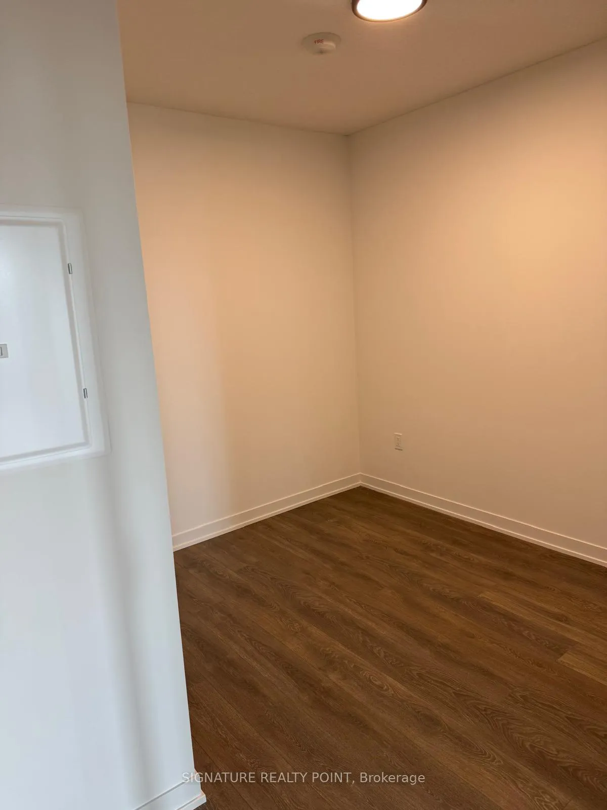 Photo 6 of Unit 217, 4878 Powers Common, Burlington, Alton — HOMEH