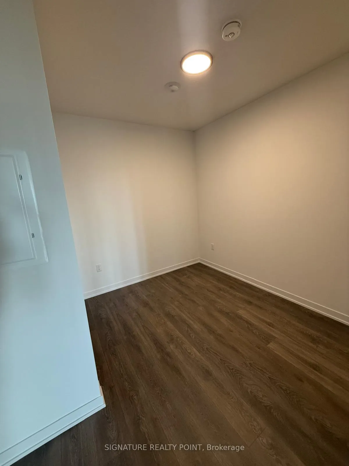 Photo 7 of Unit 217, 4878 Powers Common, Burlington, Alton — HOMEH
