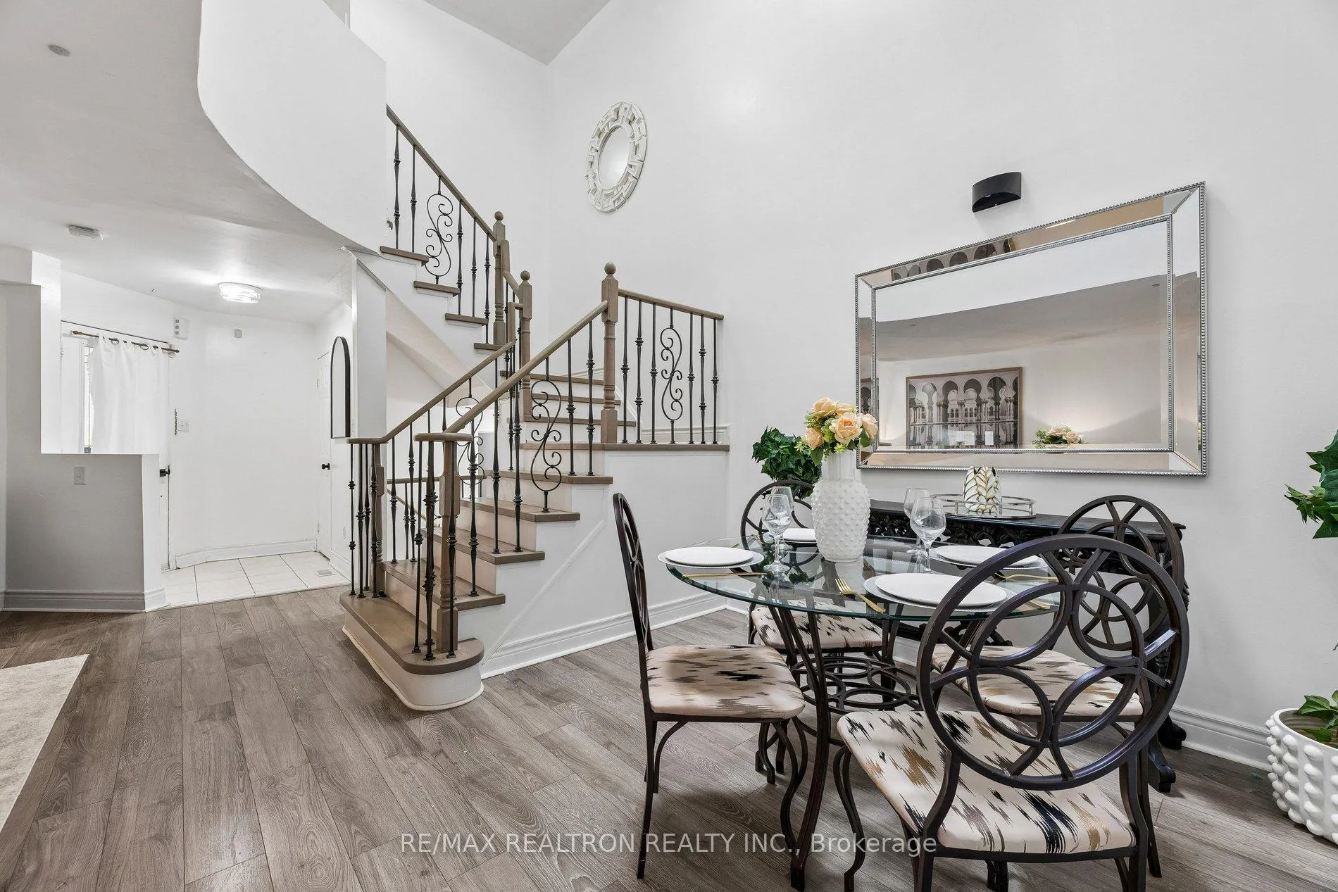 Photo 7 of 34 Tawn Crescent, Ajax, Central — HOMEH