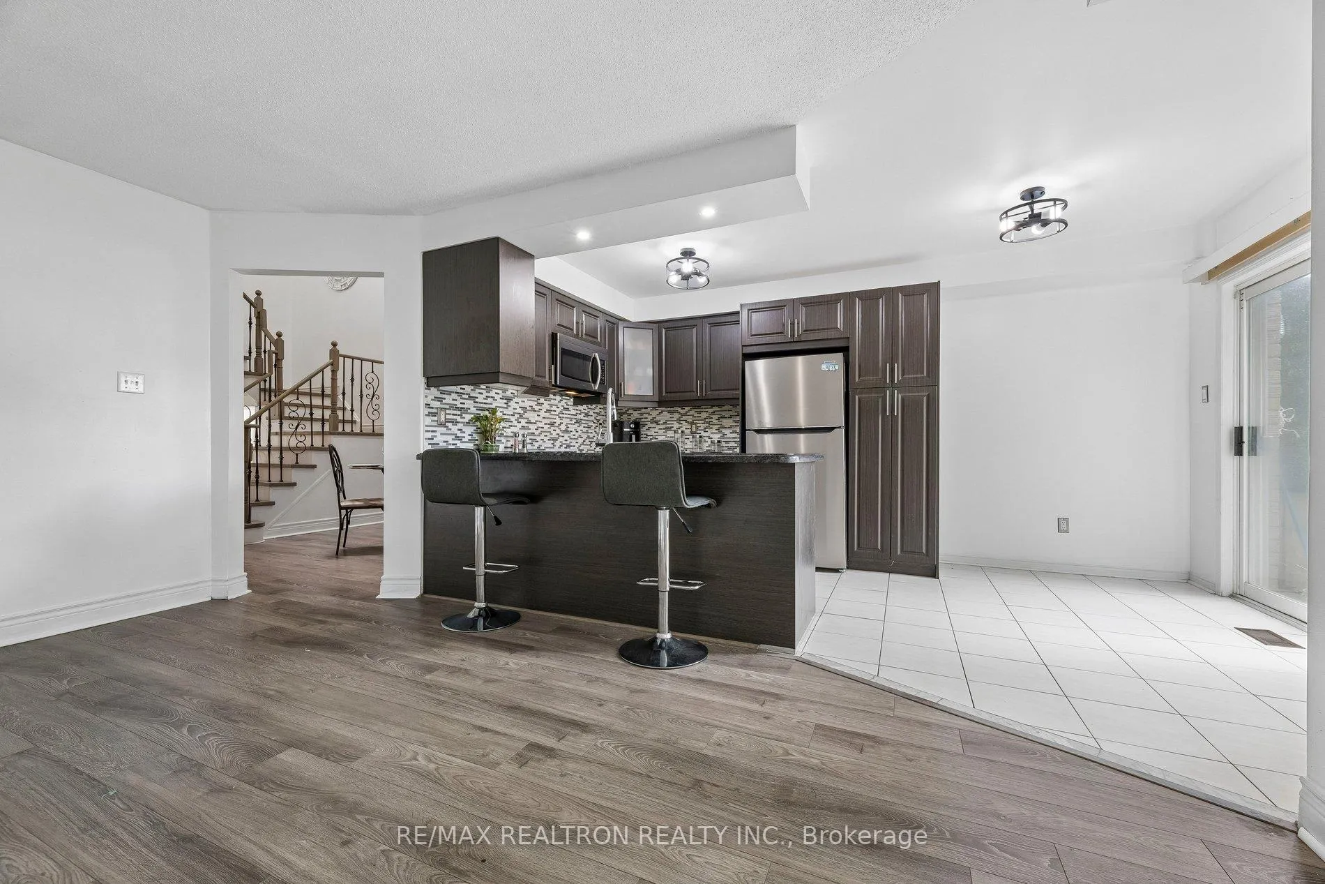 Photo 10 of 34 Tawn Crescent, Ajax, Central — HOMEH