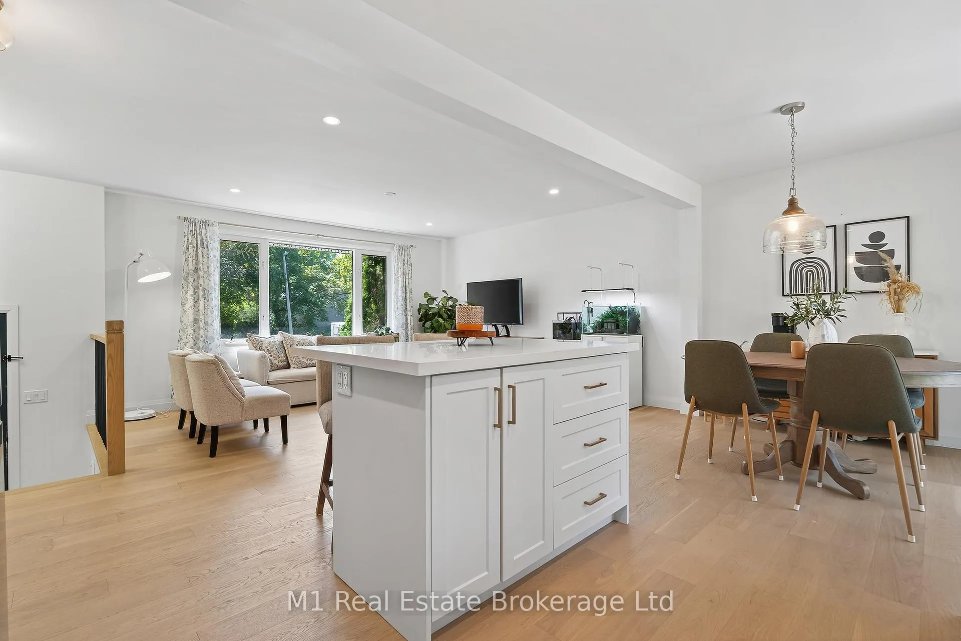 Photo 8 of 91 Rhonda Road, Guelph, Willow West/Sugarbush/West Acres — HOMEH