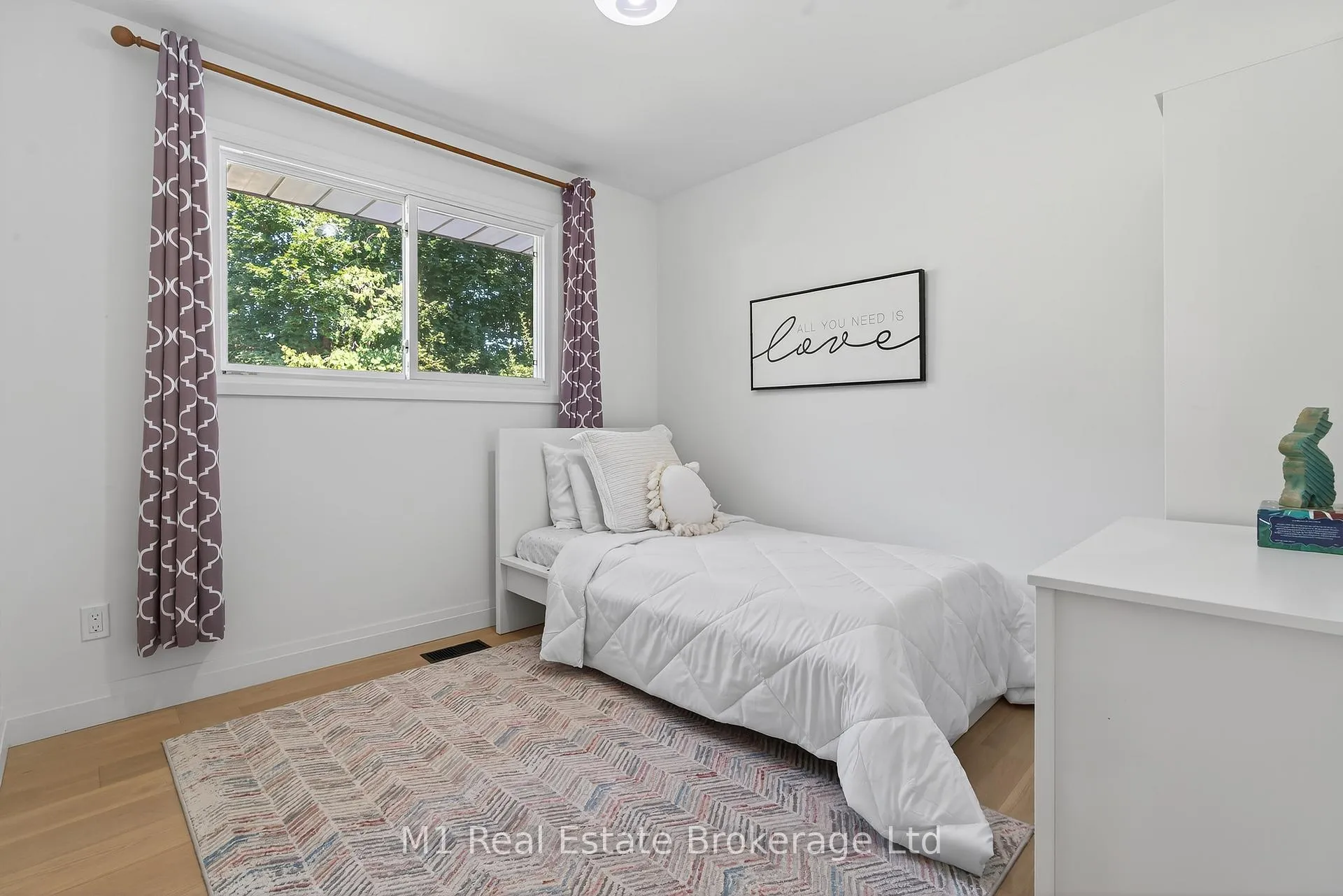 Photo 10 of 91 Rhonda Road, Guelph, Willow West/Sugarbush/West Acres — HOMEH