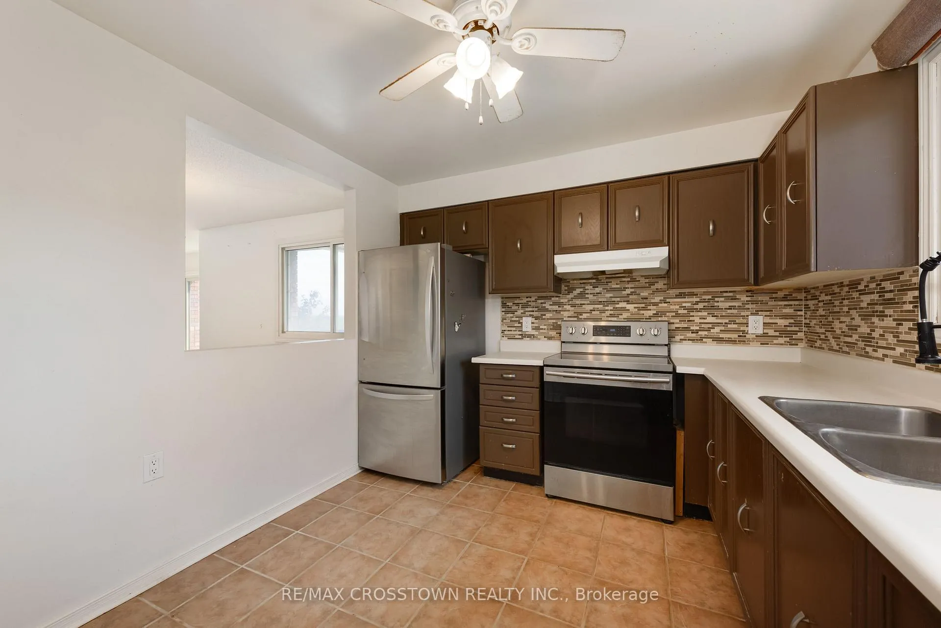 Photo 27 of Unit 303, 1 Quail Crescent, Barrie, Ardagh — HOMEH