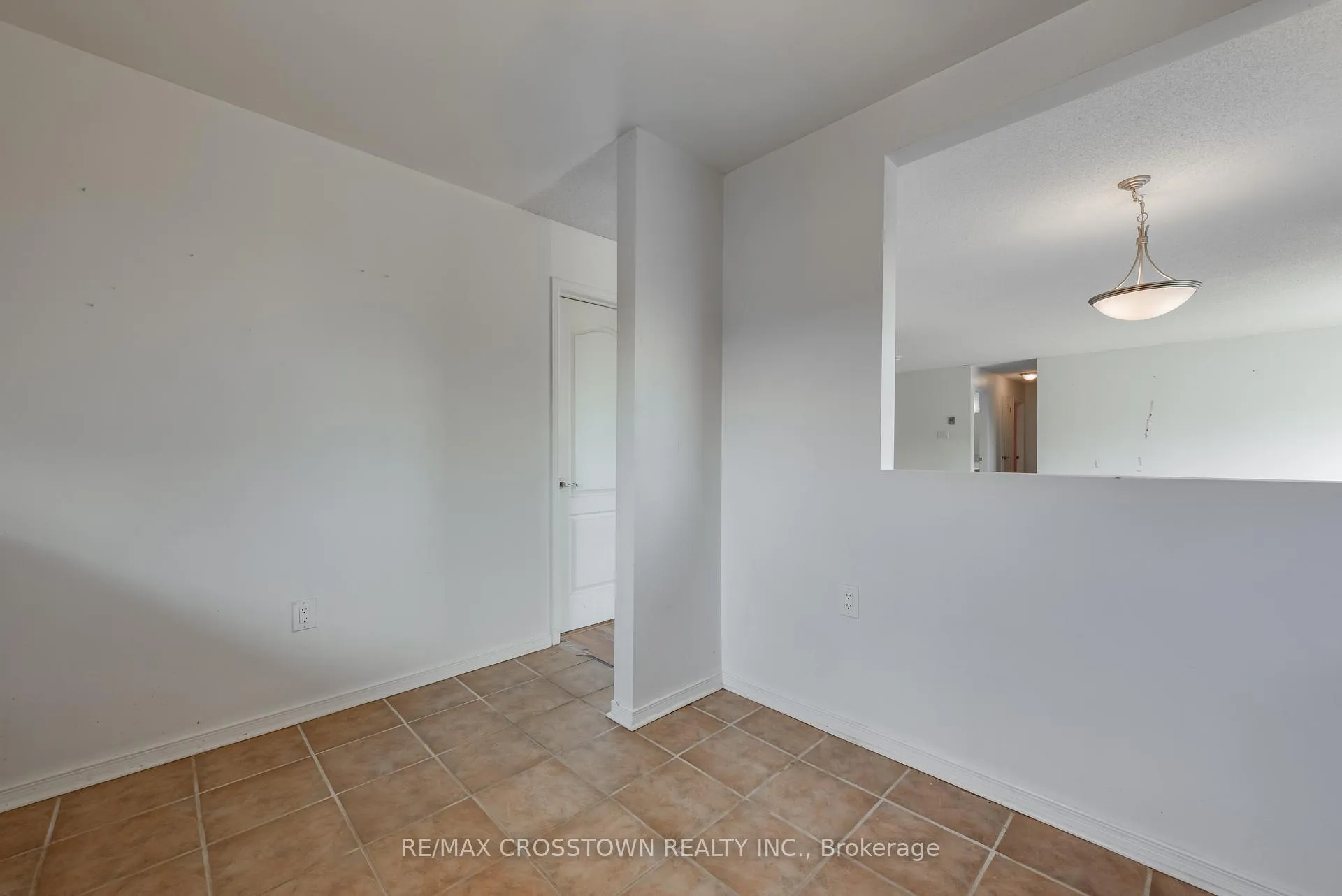 Photo 28 of Unit 303, 1 Quail Crescent, Barrie, Ardagh — HOMEH