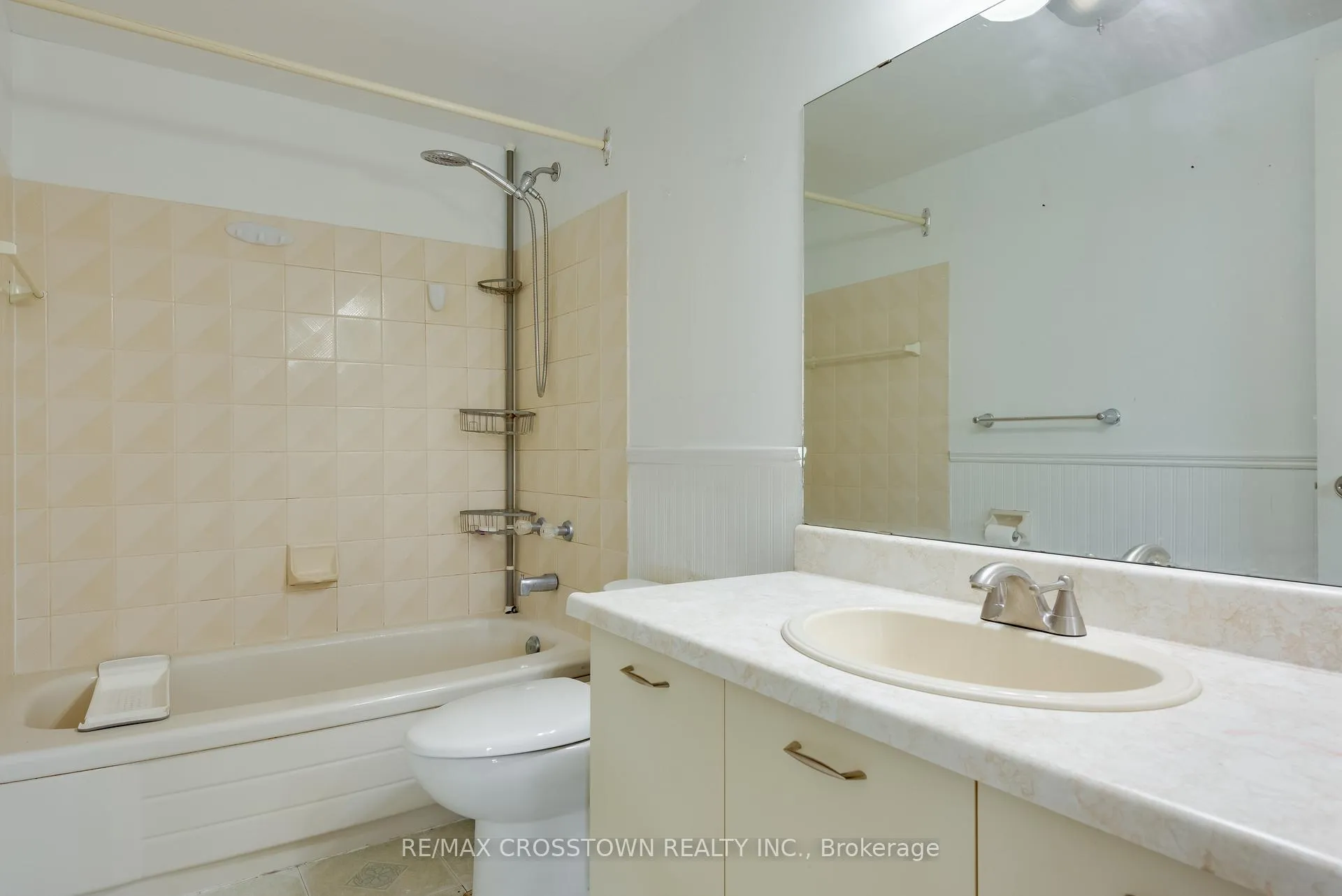 Photo 34 of Unit 303, 1 Quail Crescent, Barrie, Ardagh — HOMEH