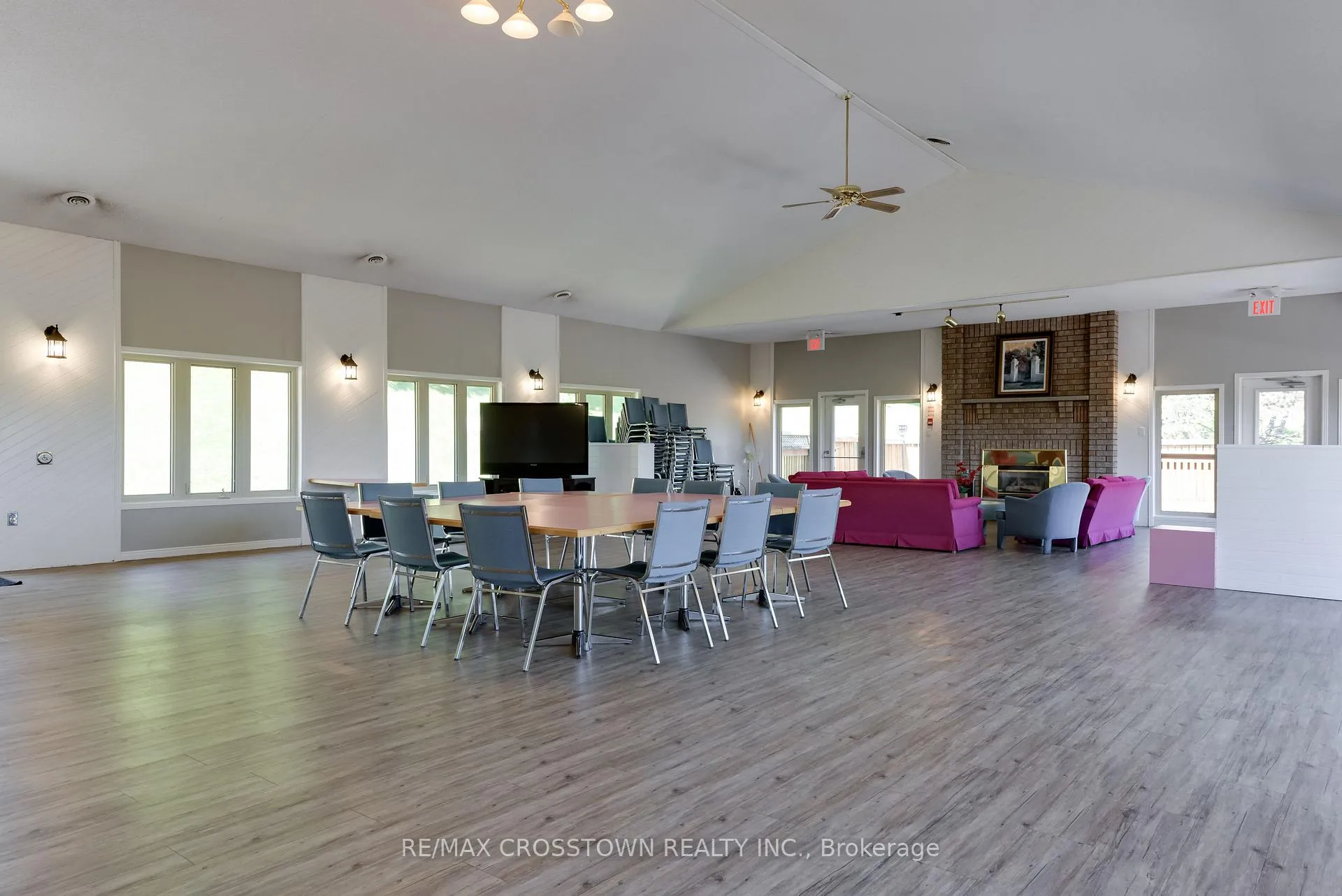 Photo 44 of Unit 303, 1 Quail Crescent, Barrie, Ardagh — HOMEH