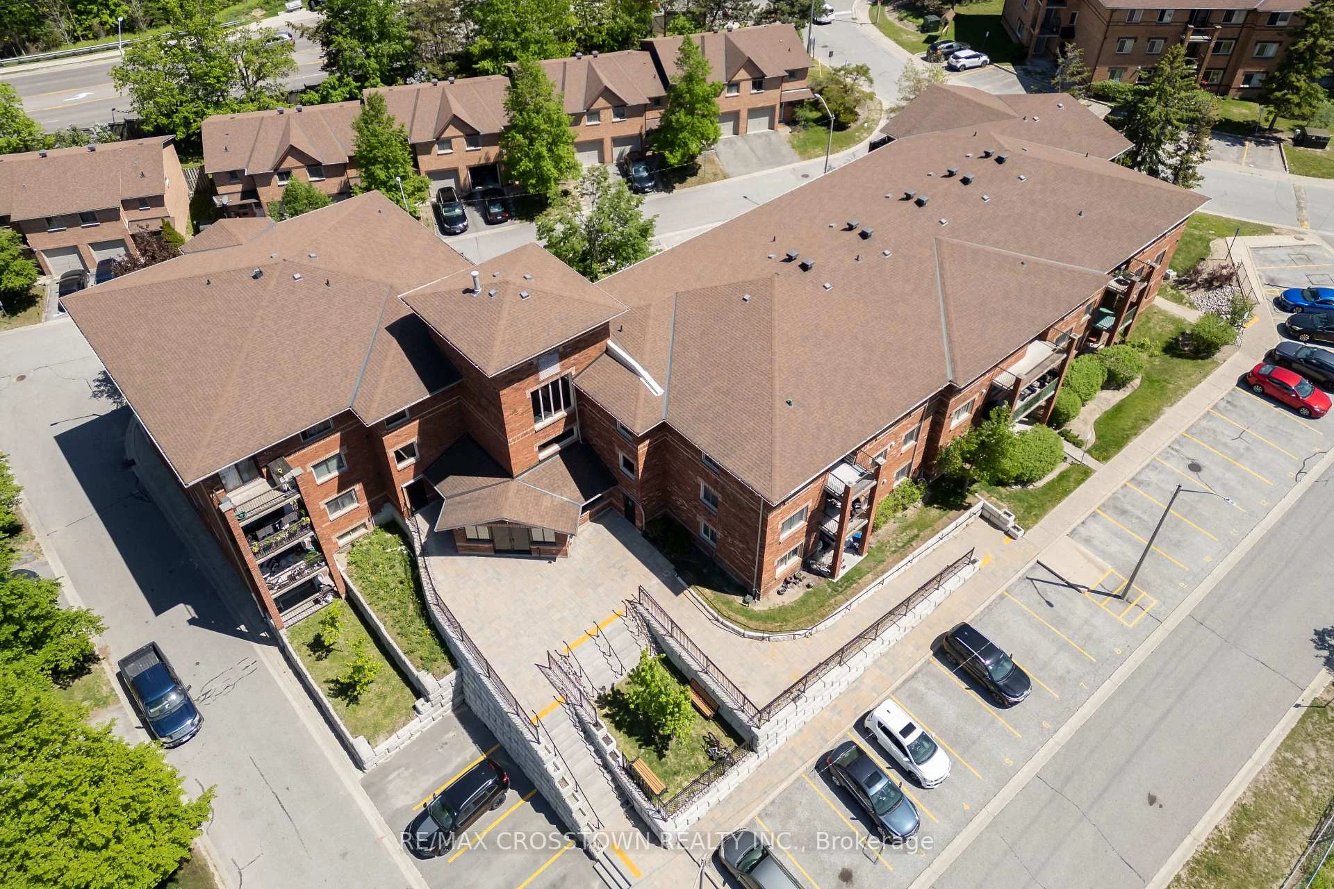 Photo 7 of Unit 303, 1 Quail Crescent, Barrie, Ardagh — HOMEH